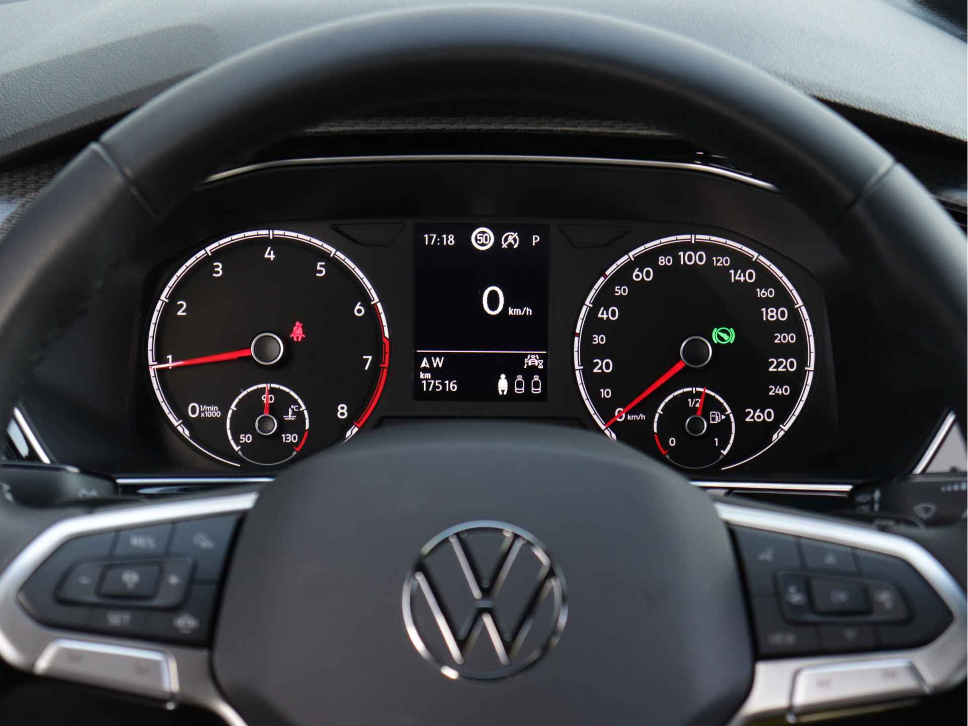 Volkswagen T-Cross 1.0 TSI R-Line 110pk Automaat | Navigatie | Stoelverwarming | Parkeersensoren | 18" Velgen | - 11/41