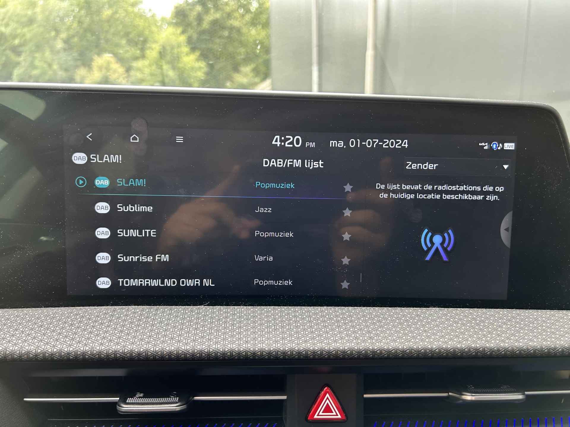 Kia EV6 Plus 77.4 kWh Apple Carplay | Navi | Addaptive Cruise Controle | BTW Auto | Vegan Lederen Bekleding | Stoel-stuurverwarming | Elektrisch bedienbare voorstoelen met geheugenfunctie Fabrieksgarantie t/m 4-1-2031 - 19/36