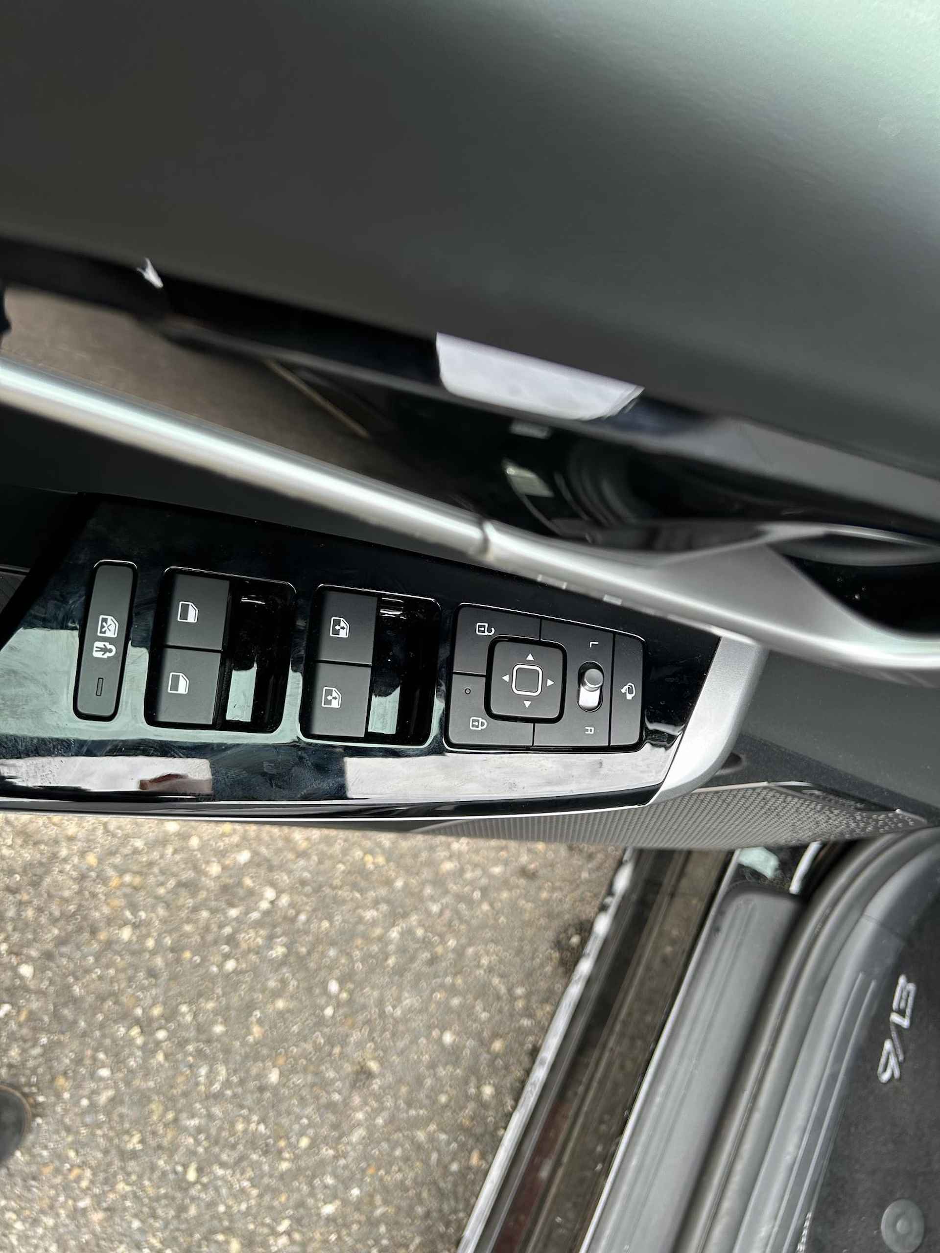 Kia EV6 Plus 77.4 kWh Apple Carplay | Navi | Addaptive Cruise Controle | BTW Auto | Vegan Lederen Bekleding | Stoel-stuurverwarming | Elektrisch bedienbare voorstoelen met geheugenfunctie Fabrieksgarantie t/m 4-1-2031 - 29/36