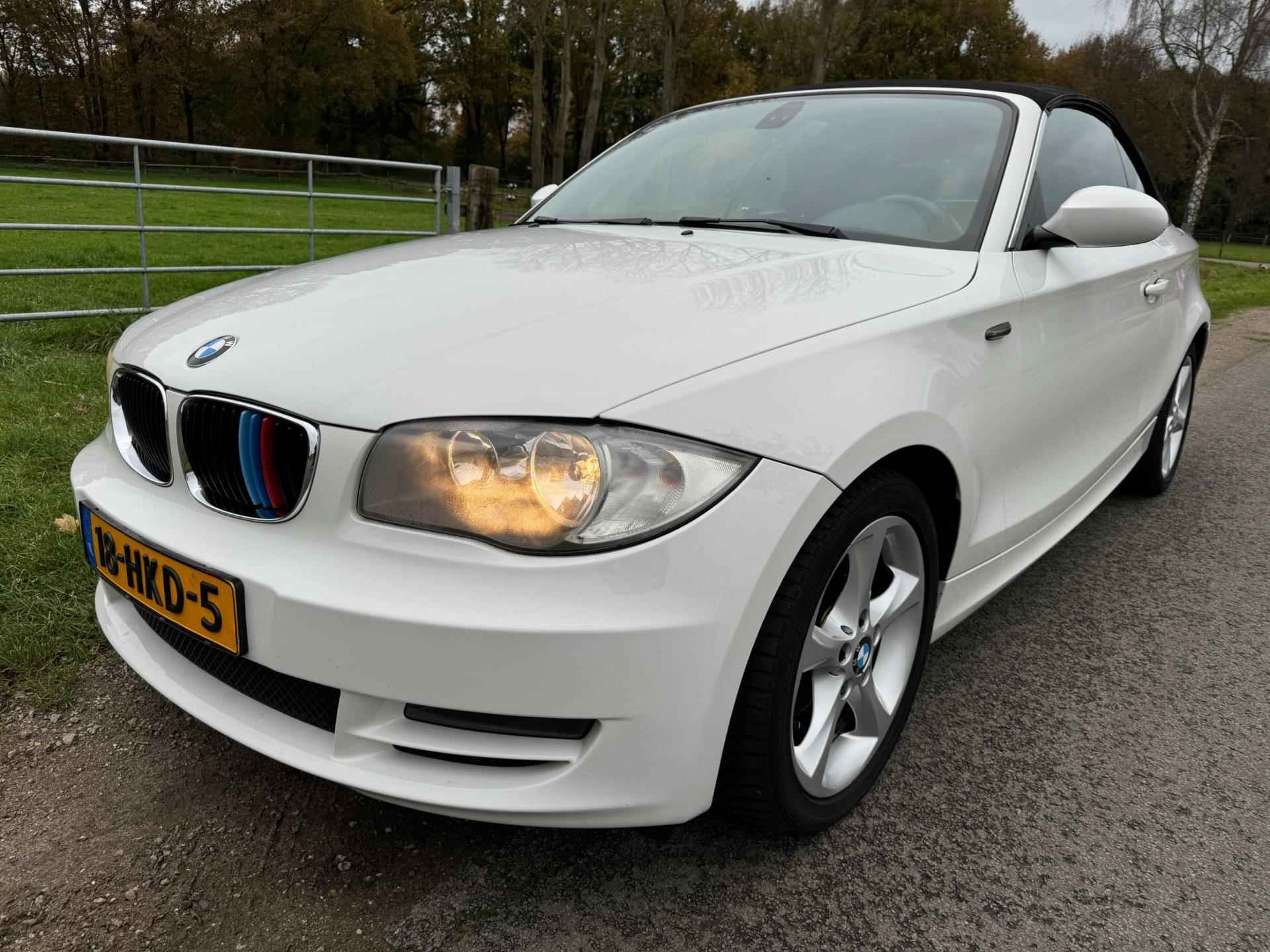 BMW 1-serie Cabrio 118i High Executive 143PK keurig netjes - 2/32