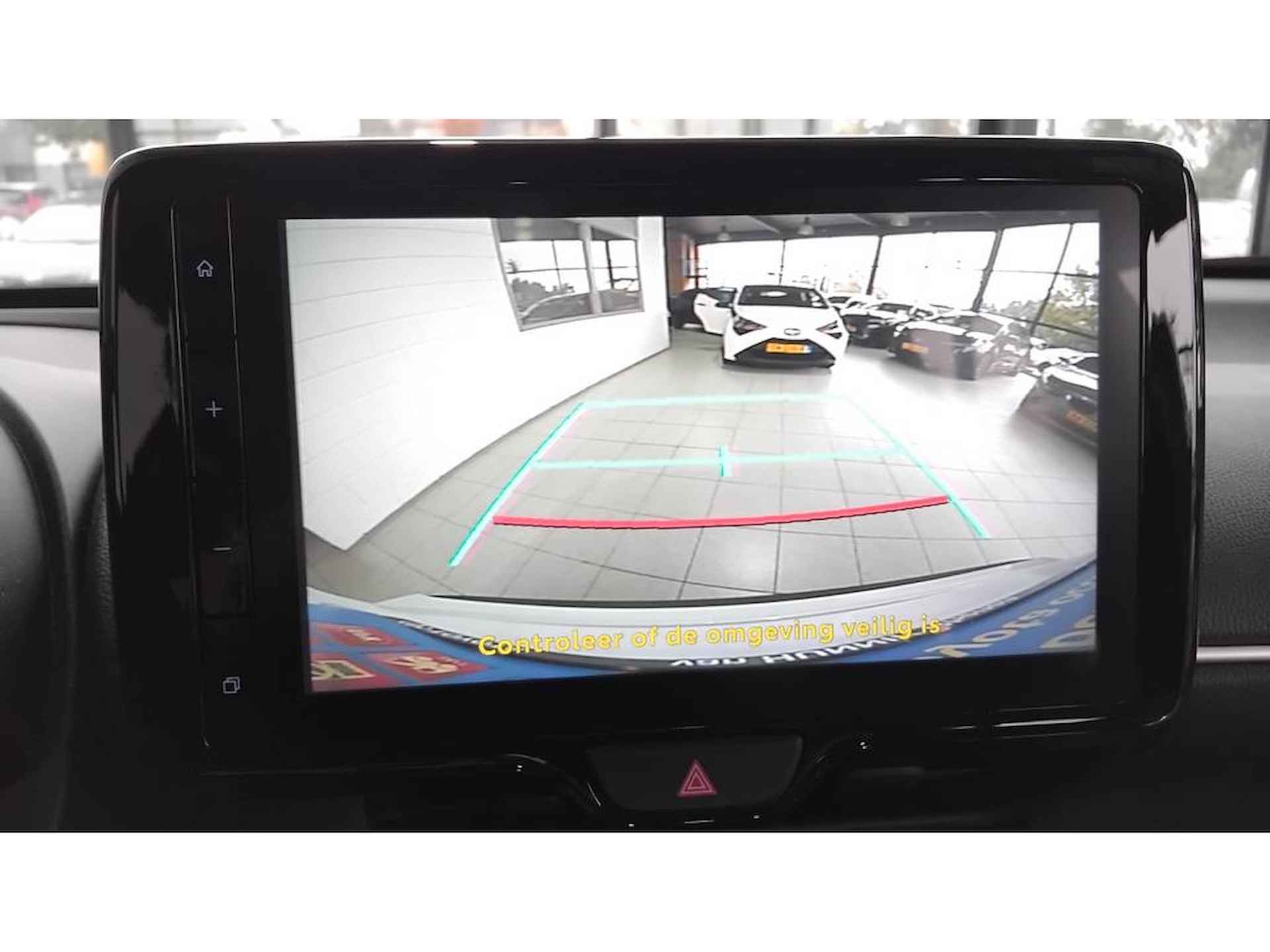 Toyota Yaris Cross 1.5 Style Panodak LED HUD Stoelverw Navi - 16/26