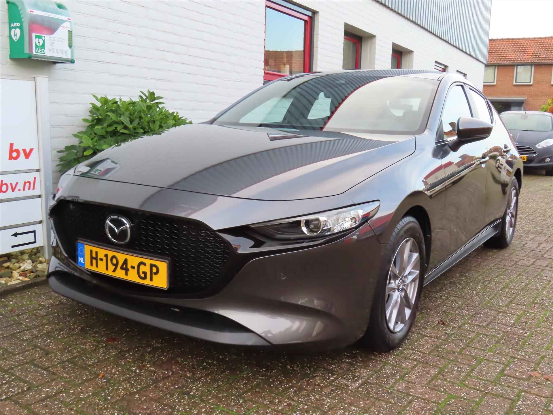 Mazda 3 Hatchback Skyactiv-X 180pk Comfort/ Bose sound/ DAB/ Apple Carplay/ Navigatie/ Lederen bekleding/ Keyless entry/ Camera achter/ 1 Eigenaar/ Origineel NL/ NAP - 36/44