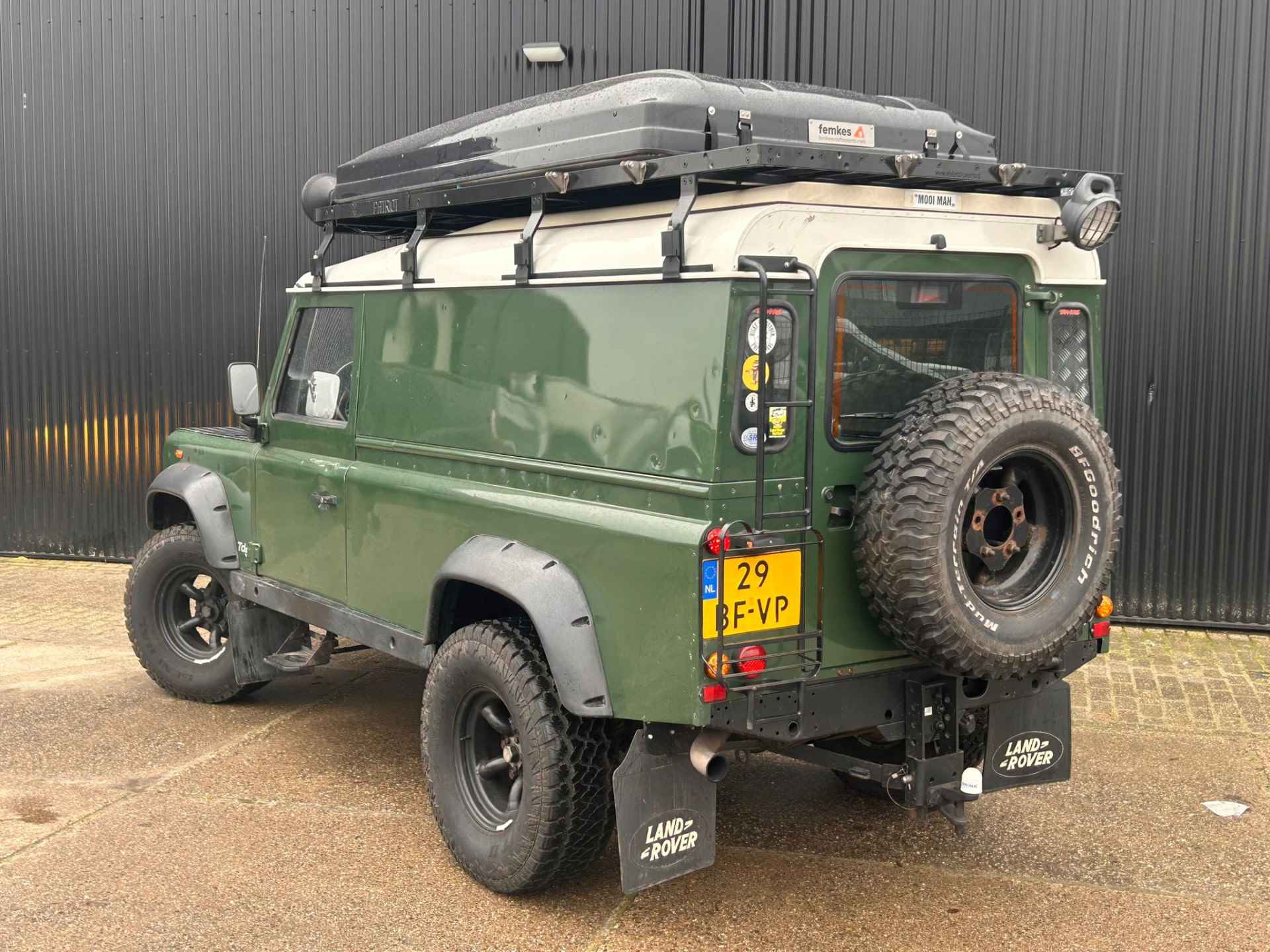 Land Rover Defender 2.5 TD5 110" Hard Top | Daktent Femkes | Lier | - 23/32