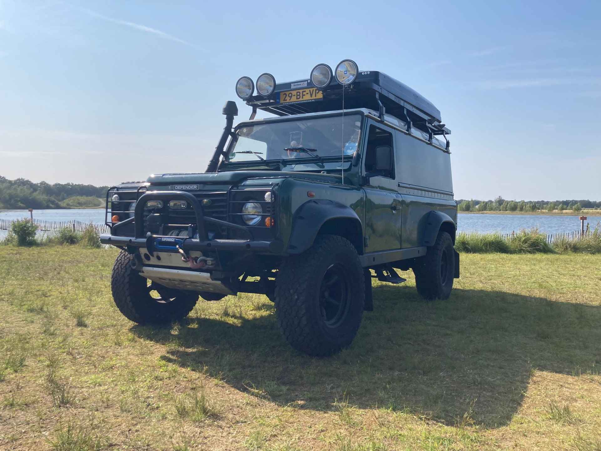 Land Rover Defender 2.5 TD5 110" Hard Top | Daktent Femkes | Lier | - 25/32