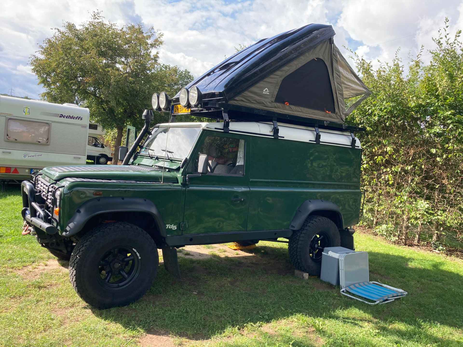 Land Rover Defender 2.5 TD5 110" Hard Top | Daktent Femkes | Lier | - 27/32