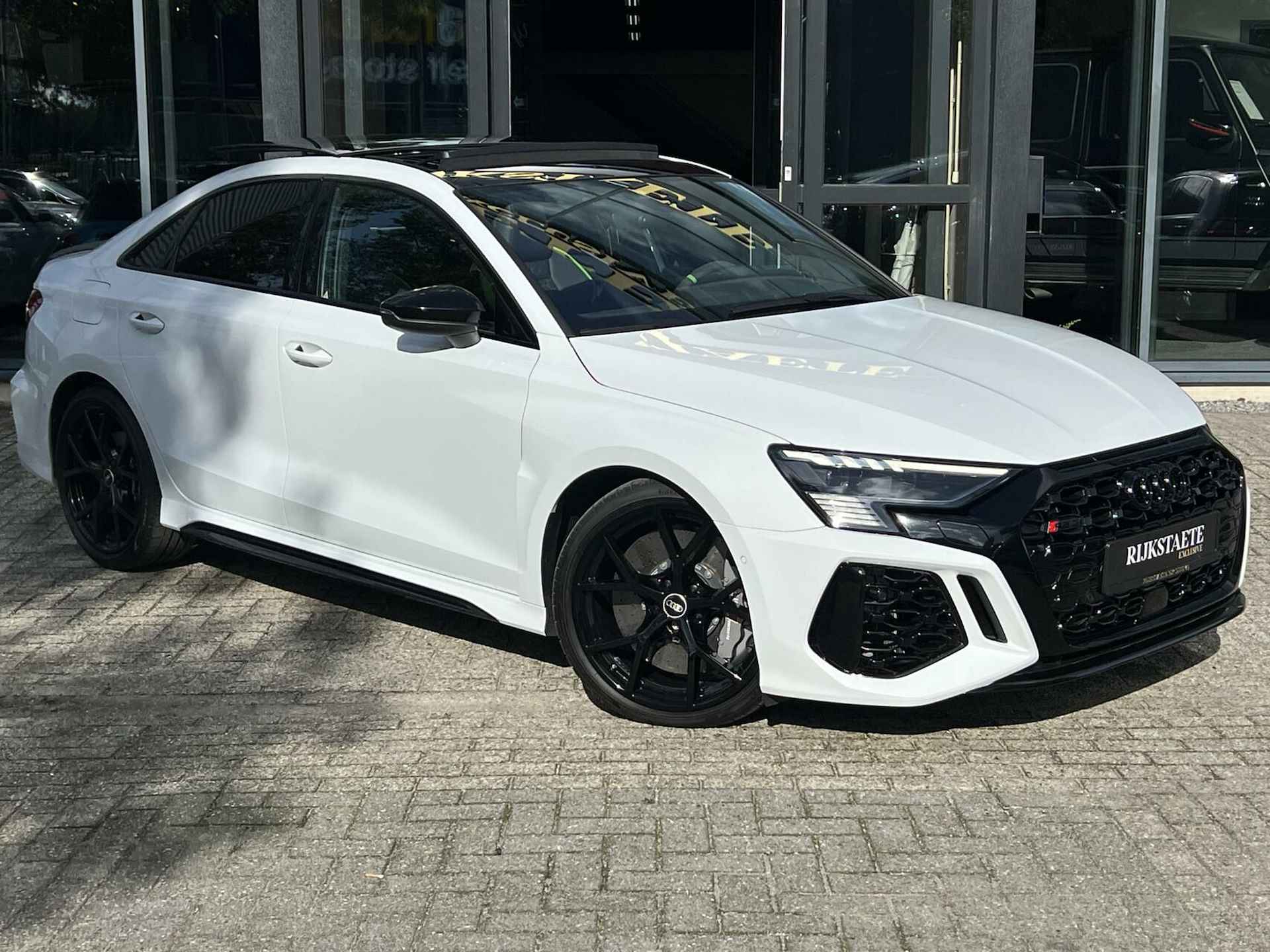 Audi RS3 Sedan 2.5 TFSI Quattro|PANO|KERAMISCH|B&O|ACC|19'' - 3/44