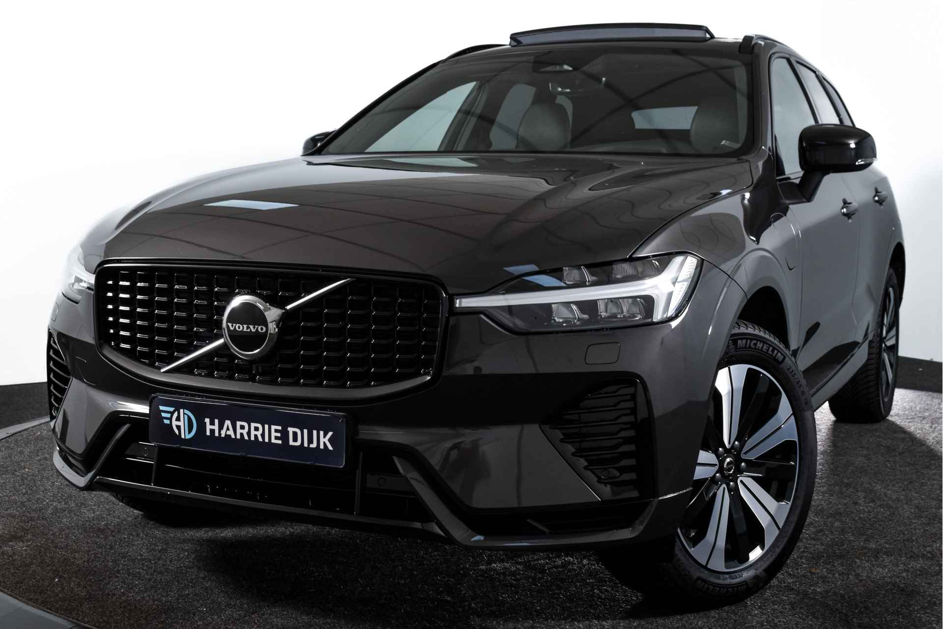 Volvo XC60 2.0 Recharge T6 AWD Plus Dark | S/K-Panodak | Dig. Cockpit | Adapt. Cruise | Memory Stoelen | Elek. Klep | Stoel-+stuurverw. | Camera | NAV+App. Connect | LM 19" | 1392 - 13/70