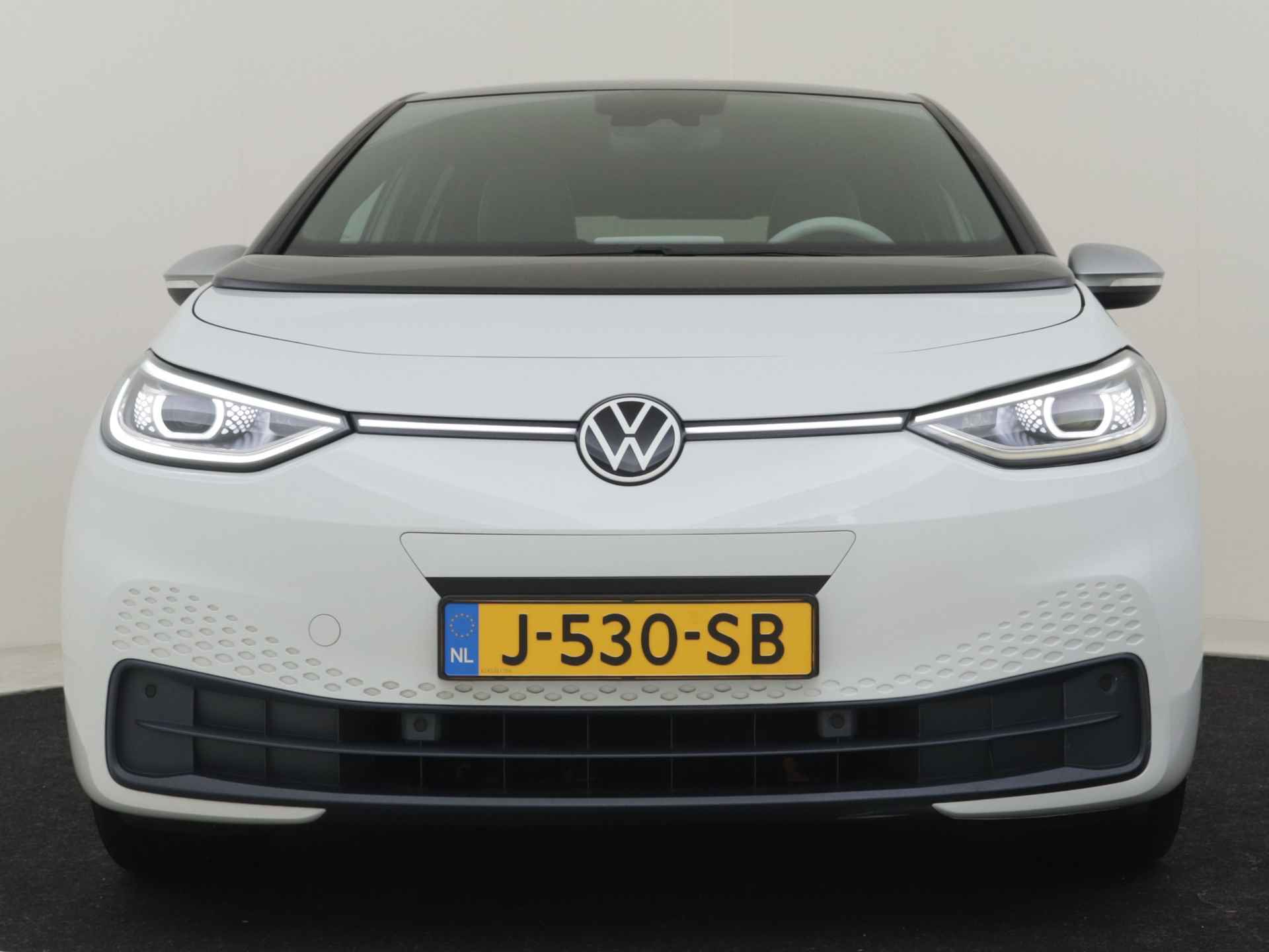 Volkswagen ID.3 First Plus 58 kWh 204PK | Camera Achter | Stoel+Stuurwielverwarming | Matrix LED Koplampen | Adaptieve Cruise Control | 19''LMV - 39/63