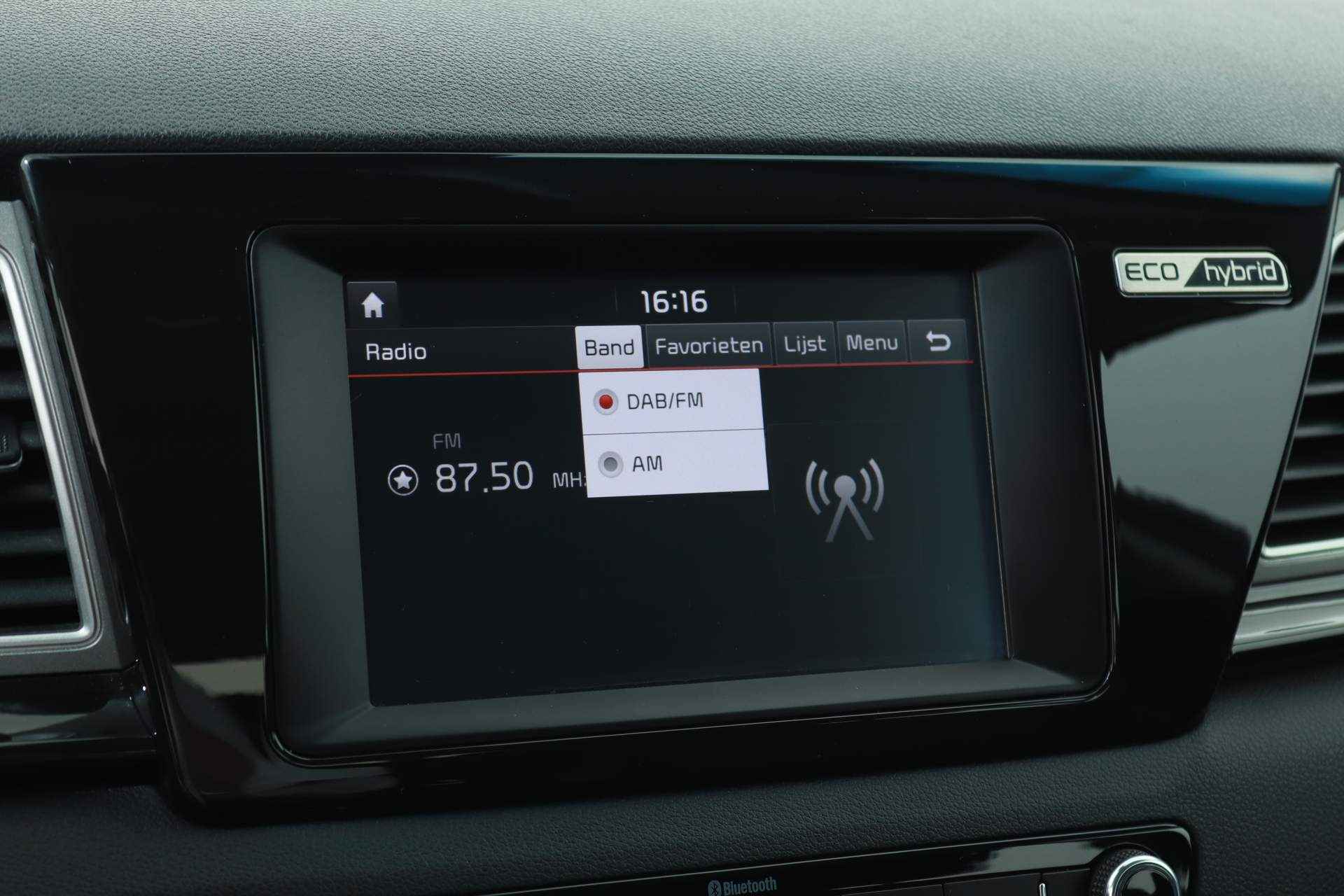 Kia Niro 1.6 GDi HYBRID DYNAMICLINE DCT6 | Navi | Carplay | Camera - 34/37