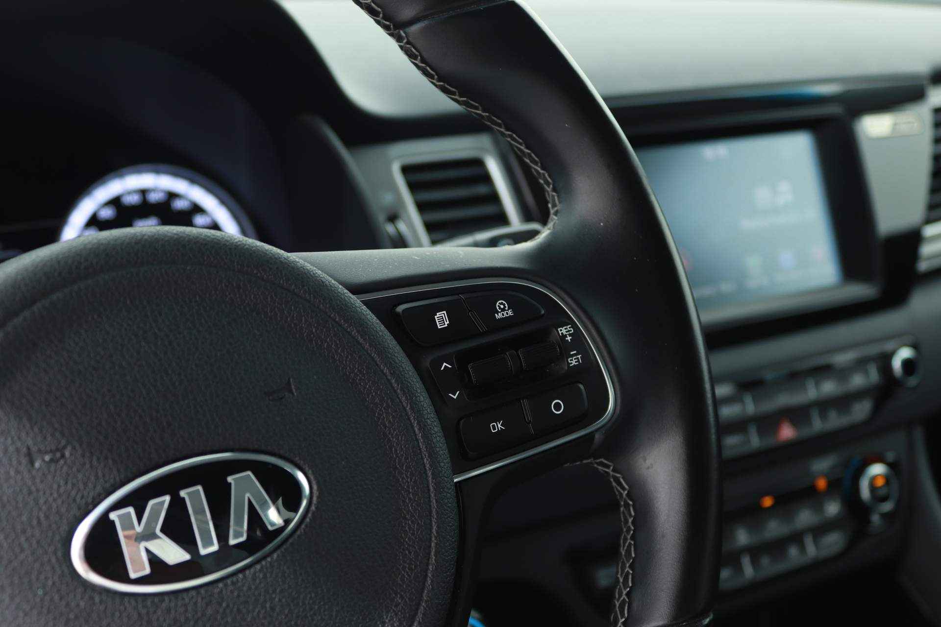 Kia Niro 1.6 GDi HYBRID DYNAMICLINE DCT6 | Navi | Carplay | Camera - 23/37