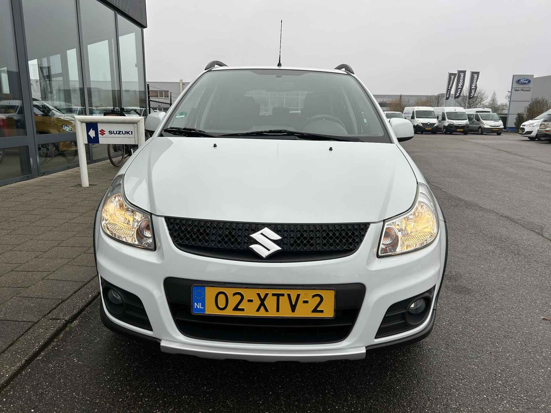 Suzuki SX4 1.6 Exclusive - 4/18