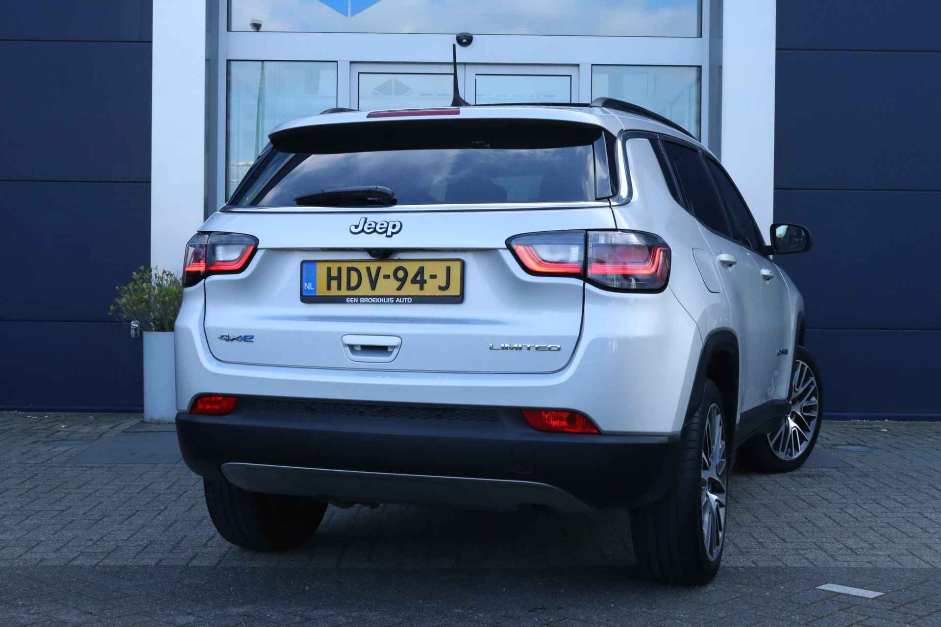 Jeep Compass 4xe 190 Plug-in Hybrid Electric Limited Lease Ed. - 2/39