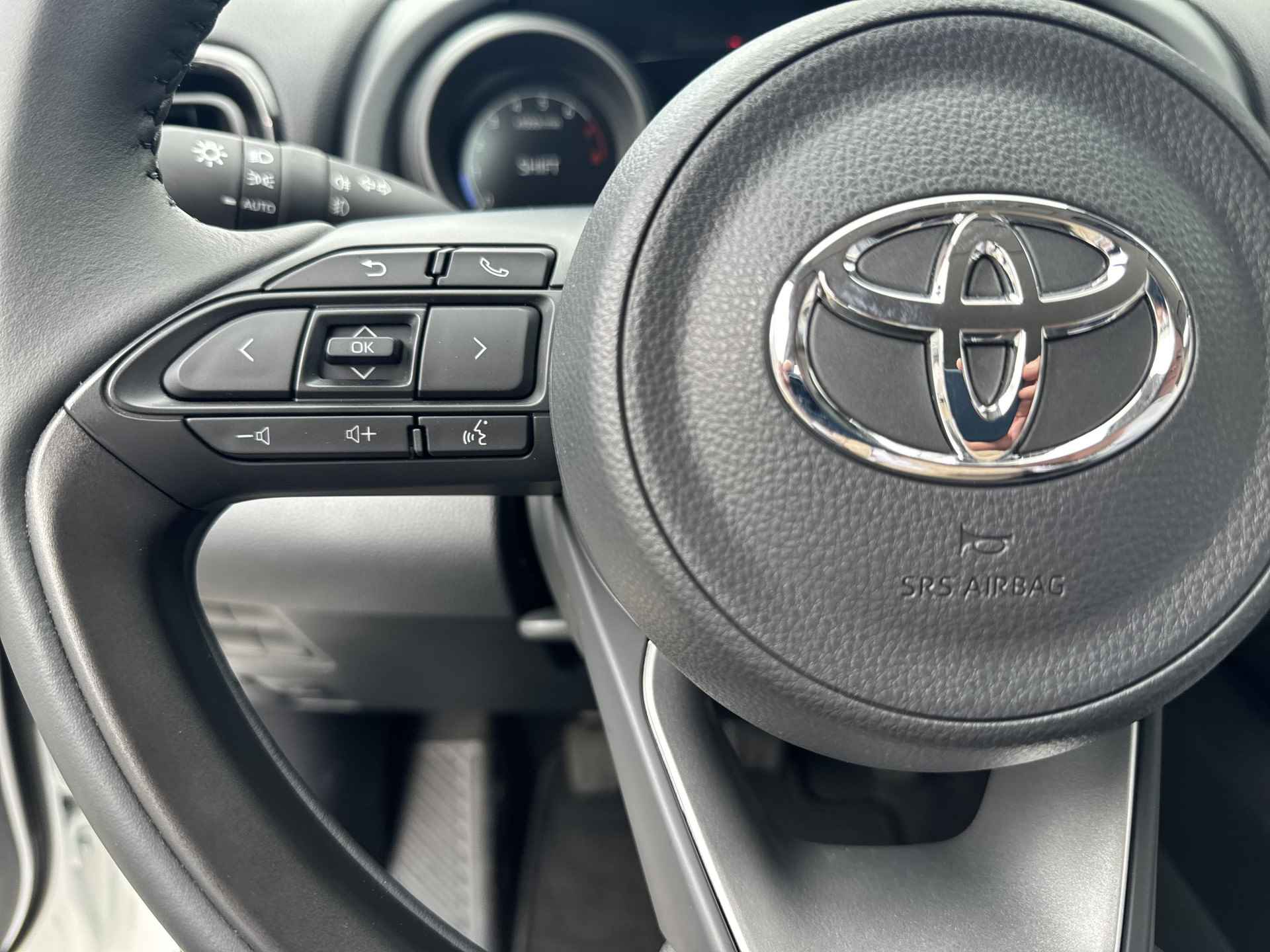 Toyota Yaris 1.5 VVT-i Dynamic | 06-10141018 Voor meer informatie - 22/31