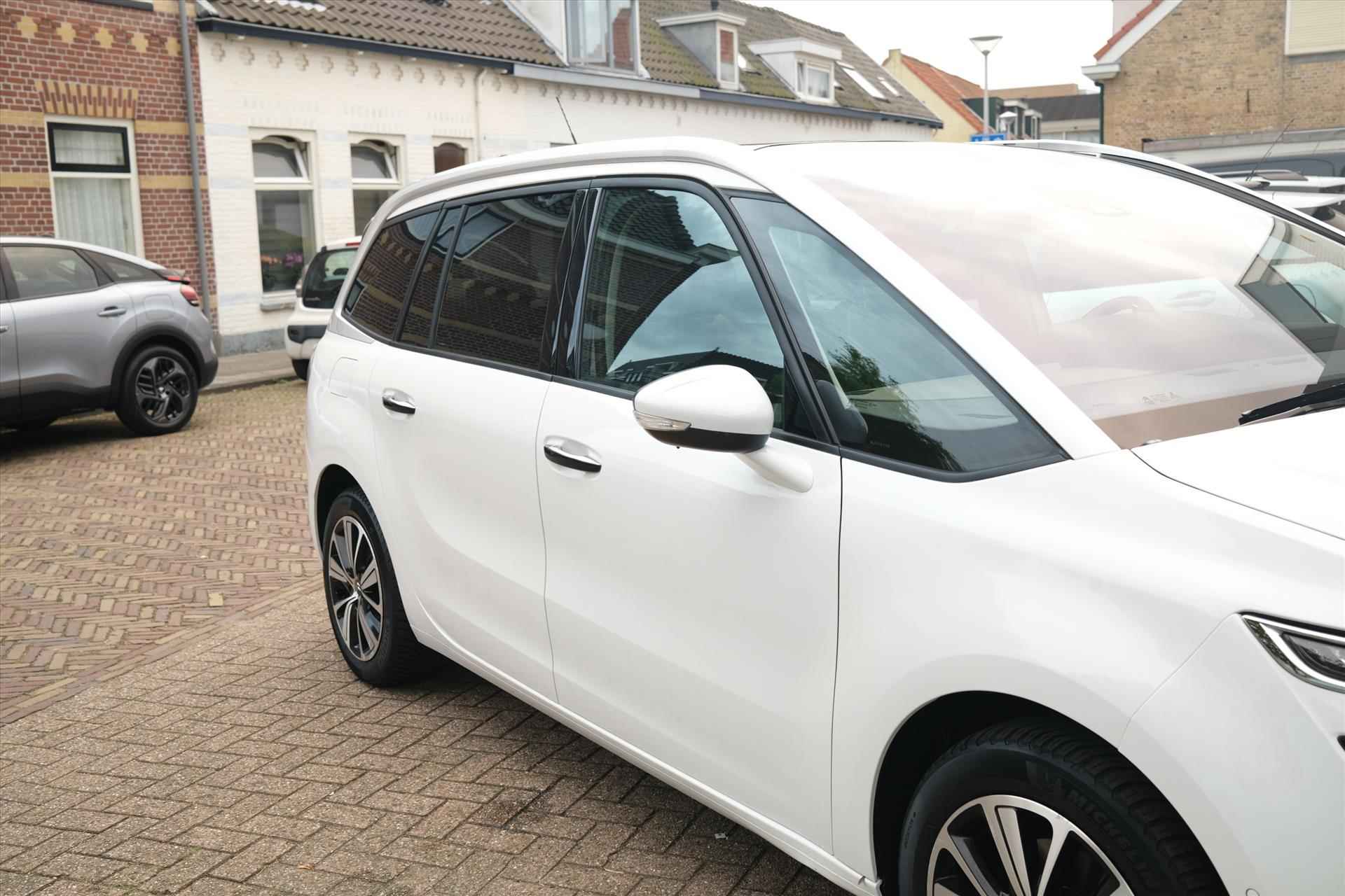 Citroen Grand C4 Picasso THP 165 Automaat Shine Trekhaak | Panormadak | Apple carplay-Android Auto - 6/55