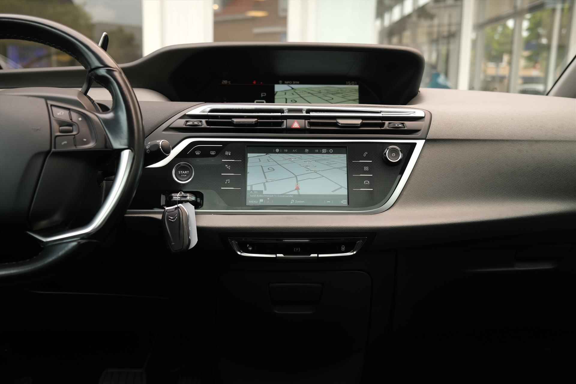 Citroen Grand C4 Picasso THP 165 Automaat Shine Trekhaak | Panormadak | Apple carplay-Android Auto - 51/55