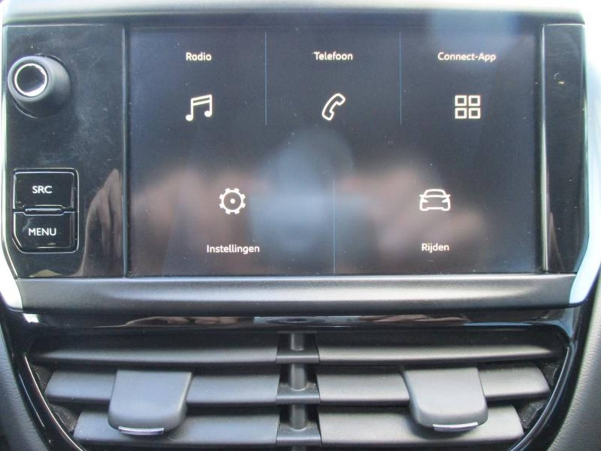 Peugeot 208 1.5 BlueHDi Active, Airco, App Connect, Cruise control, Elektrische ramen en spiegels , Licht metalen velgen, Inclusief BOVAG garantie - 23/25