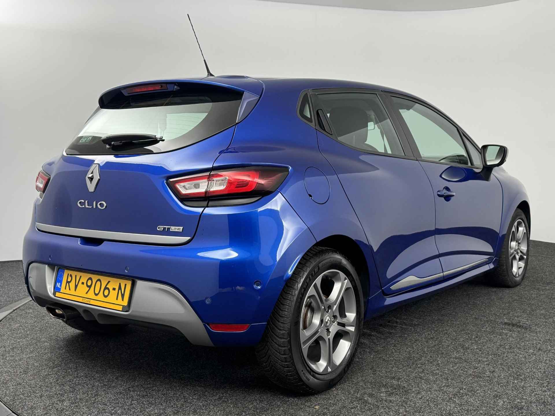 Renault Clio TCe 90 Intens GT-Line | Achteruitrijcamera | Parkeersensoren | Sportstoelen | - 12/53