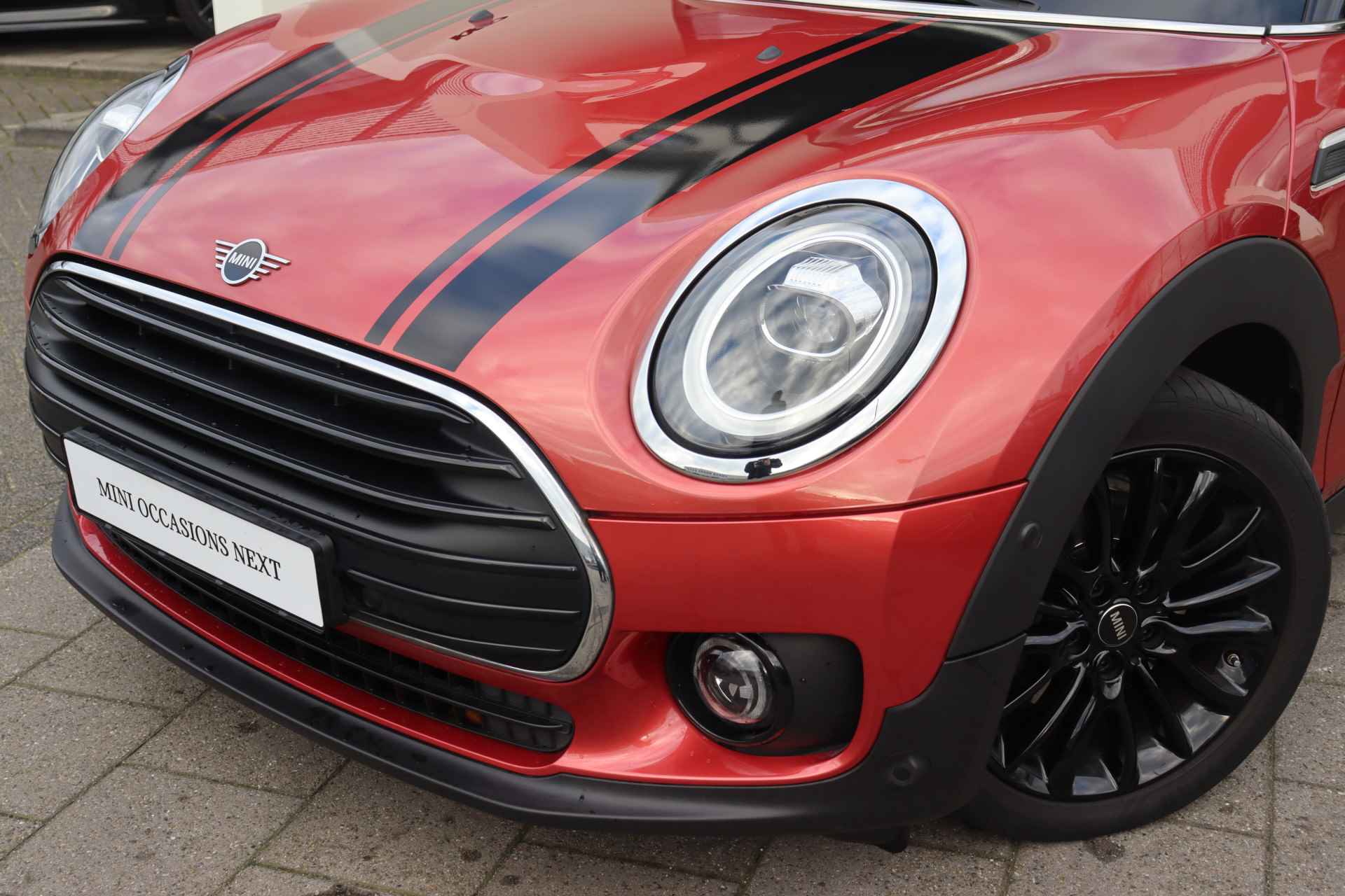 MINI Clubman Cooper Salt / Panoramadak / Active Cruise Control / LED / Stoelverwarming / Park Assistant / Harman-Kardon - 3/33