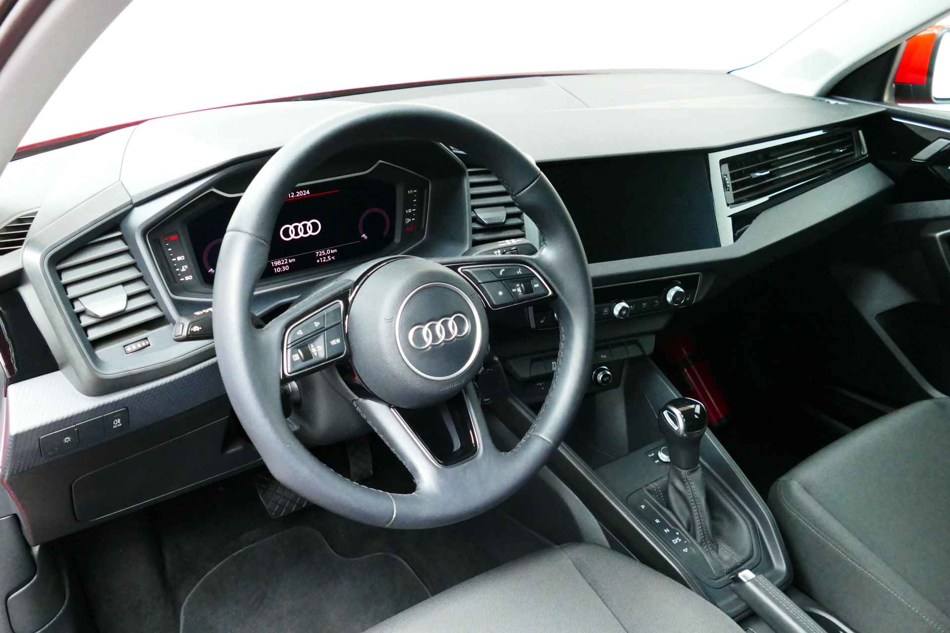 Audi A1 Sportback 30 TFSI S edition. Zwart Dak, Virt Cockpit, Navi, Clima, Stoelverw - 11/39