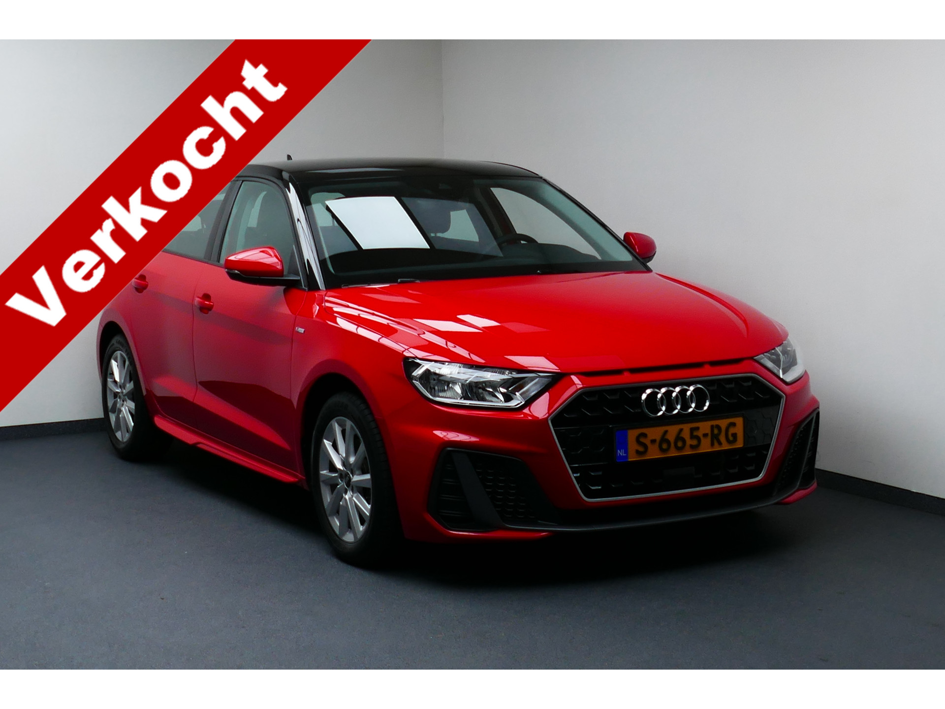 Audi A1 Sportback 30 TFSI S edition. Zwart Dak, Virt Cockpit, Navi, Clima, Stoelverw