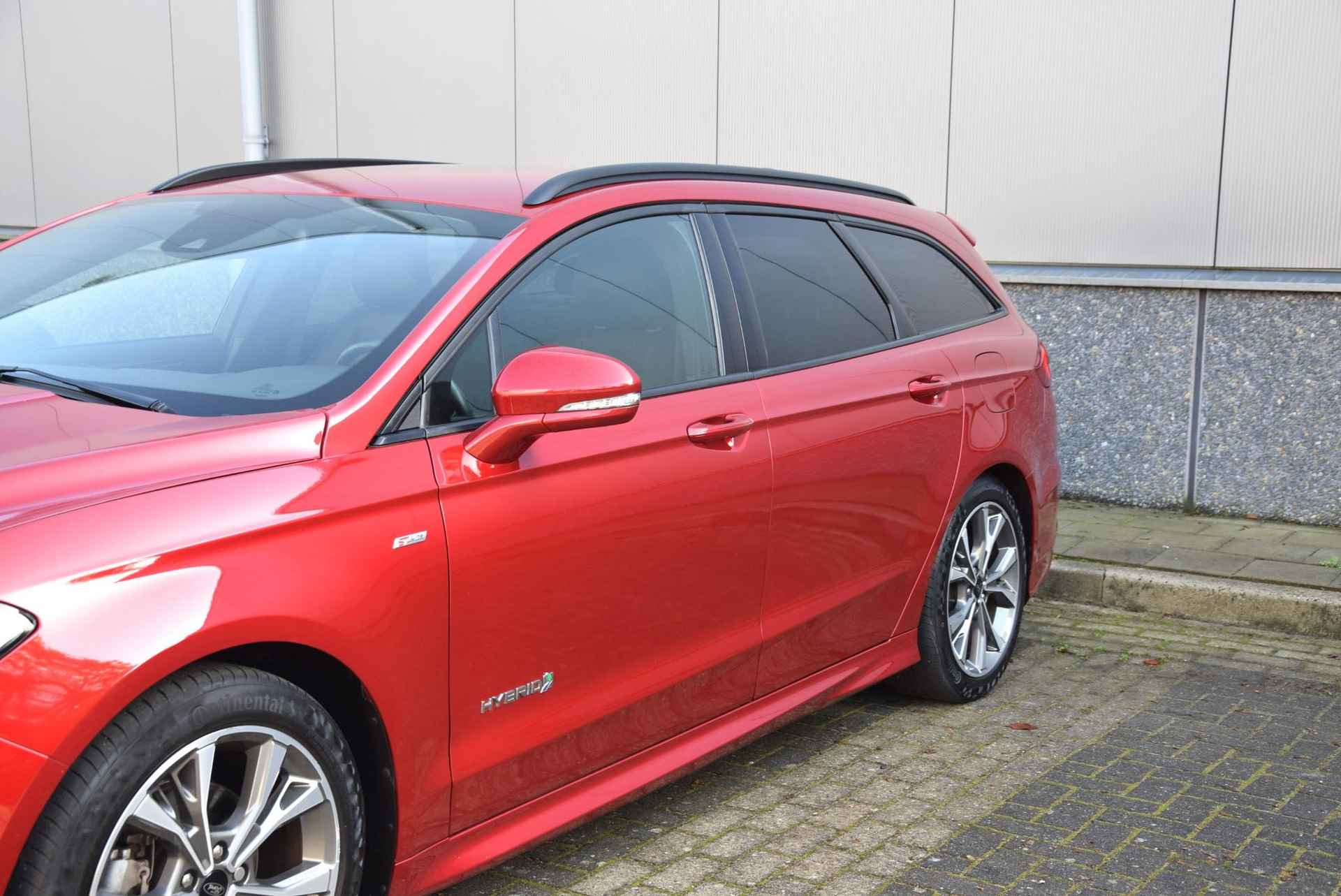 Ford Mondeo Wagon 2.0 IVCT HEV ST-Line - 34/37