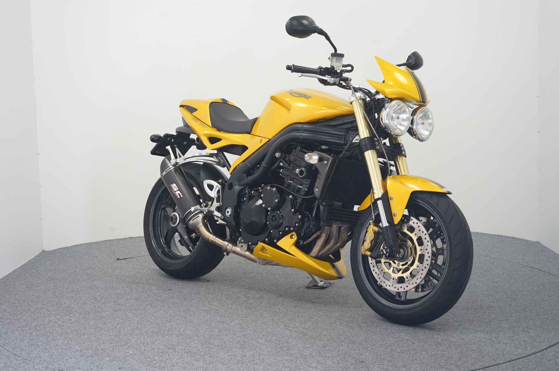 Triumph SPEED TRIPLE - 2/15