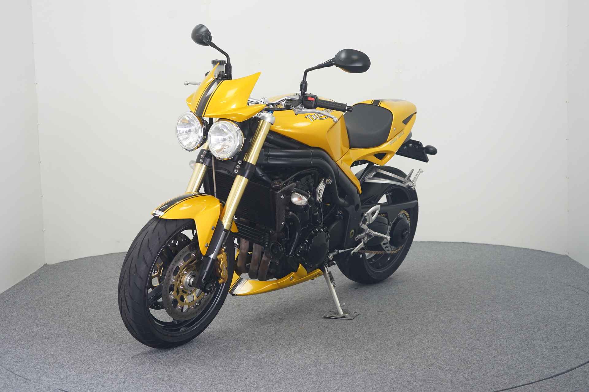 Triumph SPEED TRIPLE - 4/15