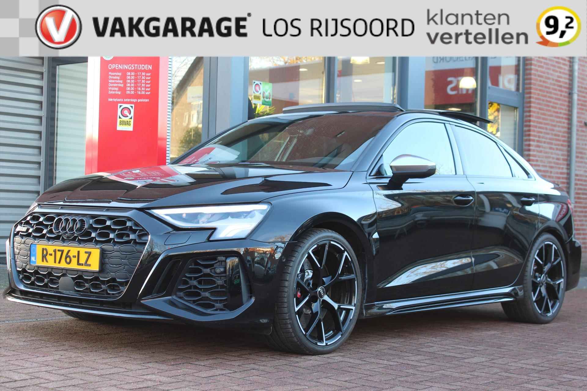 Audi Rs3 Quattro Sedan 400PK Black | B&O | Vol-Led | Schuifdak | Adaptive | Virtual | Stoelverwarming | Park-Assist | Alcantara | Navigatie | - 1/31