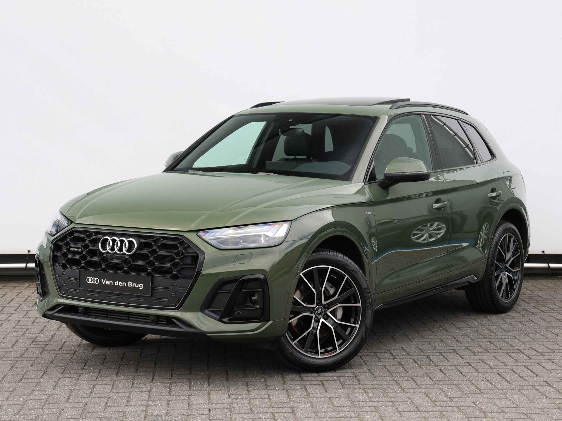 Audi Q5 50 TFSI e S edition Competition 299pk | Pano | B&O | 360° camera | 20" Velgen | Trekhaak | Adaptive Cruise | Matrix LED - 12/61