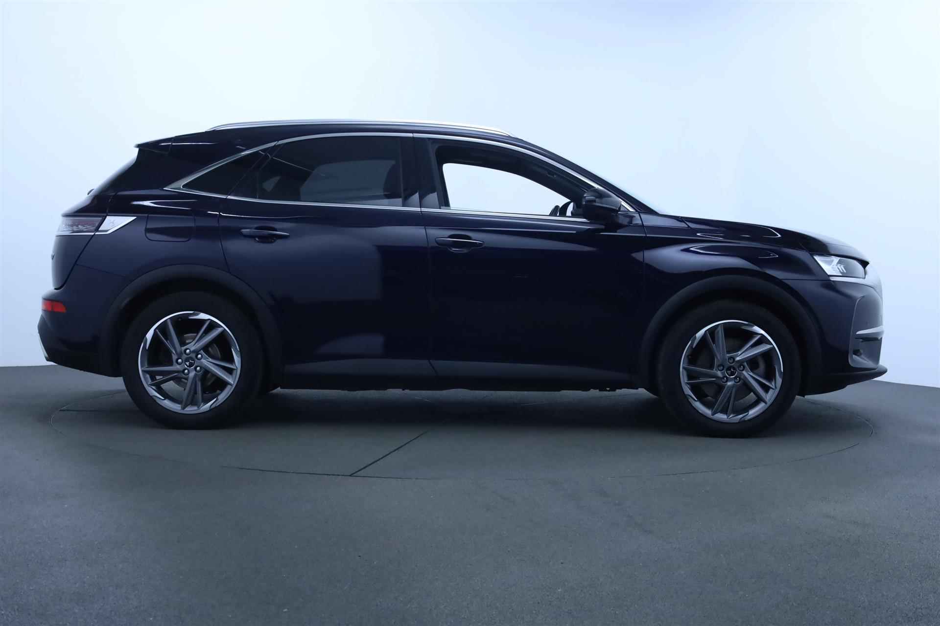 DS 7 Crossback E-Tense 225PK Automaat | Panorama Dak | Leder! | Elek. Stoelen met Geheugen + Massage | Stoelverwarming | Afneembare Trekhaak | Camera | Clima | Elek. Achterklep | Apple/Android - 12/19