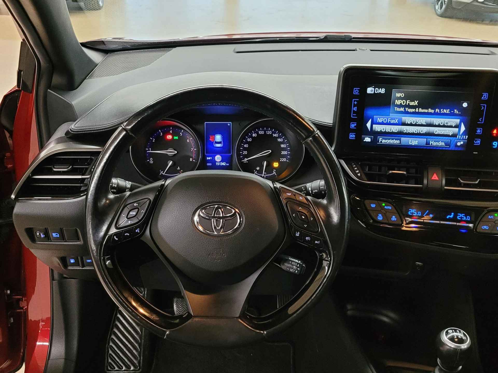 Toyota C-HR 1.2 Turbo Dynamic - 12/33