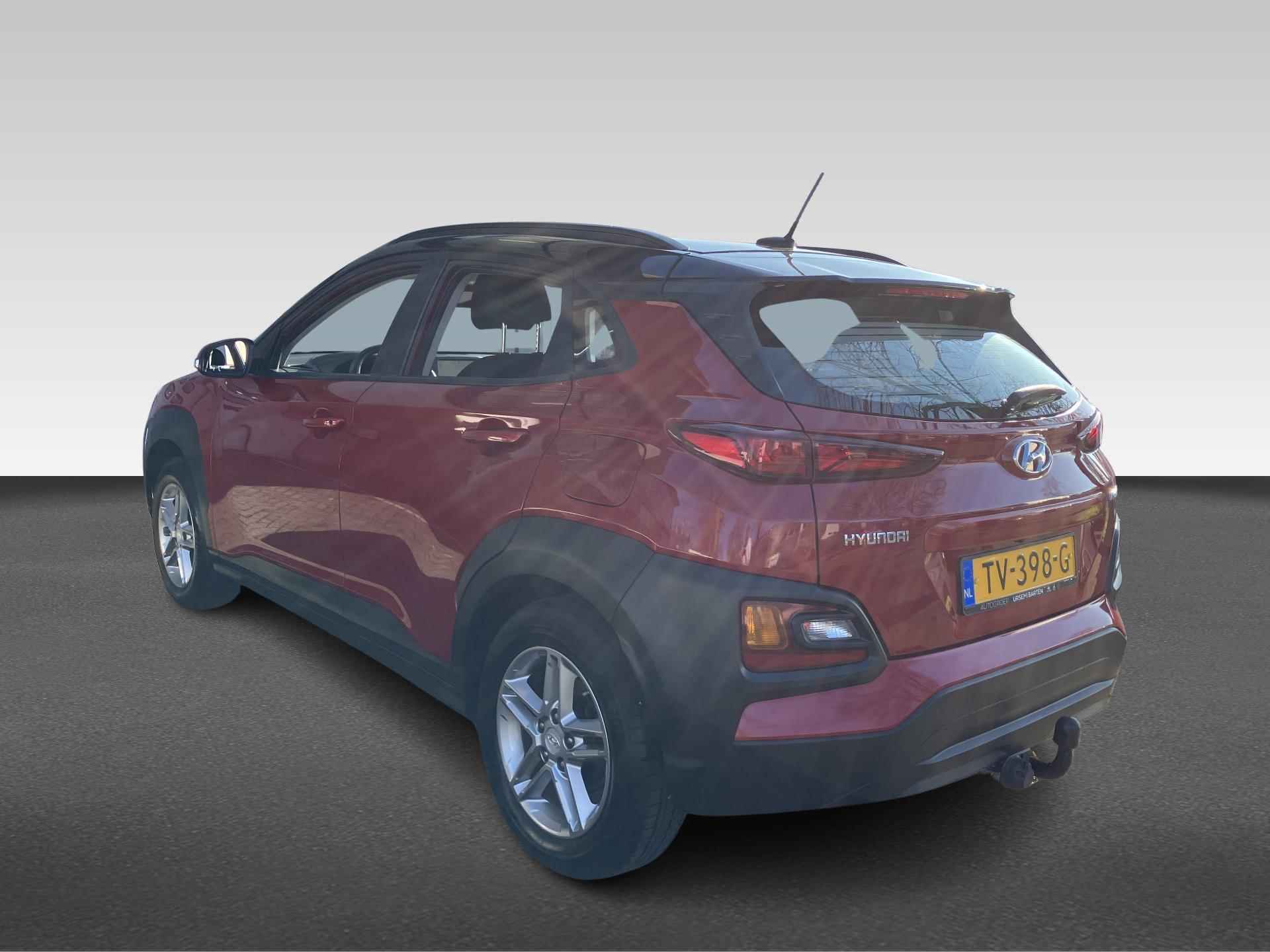 Hyundai KONA 1.0T Essence Navigatie Trekhaak vierseizoensbanden - 2/25