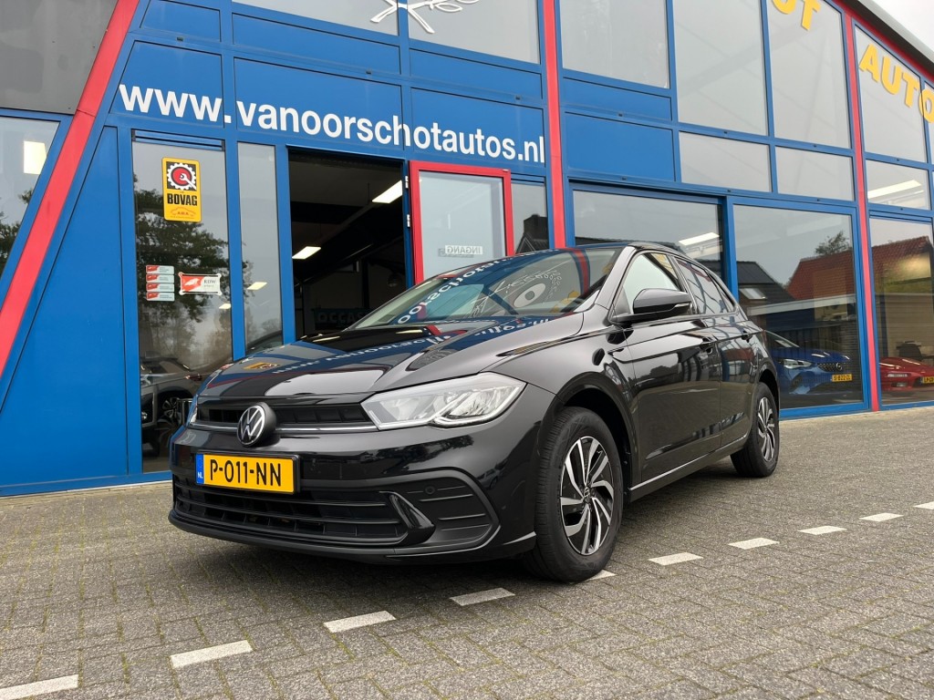 VOLKSWAGEN Polo 1.0TSI 95pk Navi Carplay Led 5-Deurs Airco bj2022