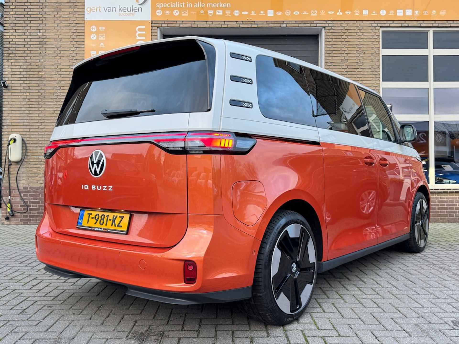 VOLKSWAGEN Id. Buzz 1ST MAX 77KWh 5-PERSOONS FULL OPTIONS/BTW/UNIEKE AUTO! - 14/17