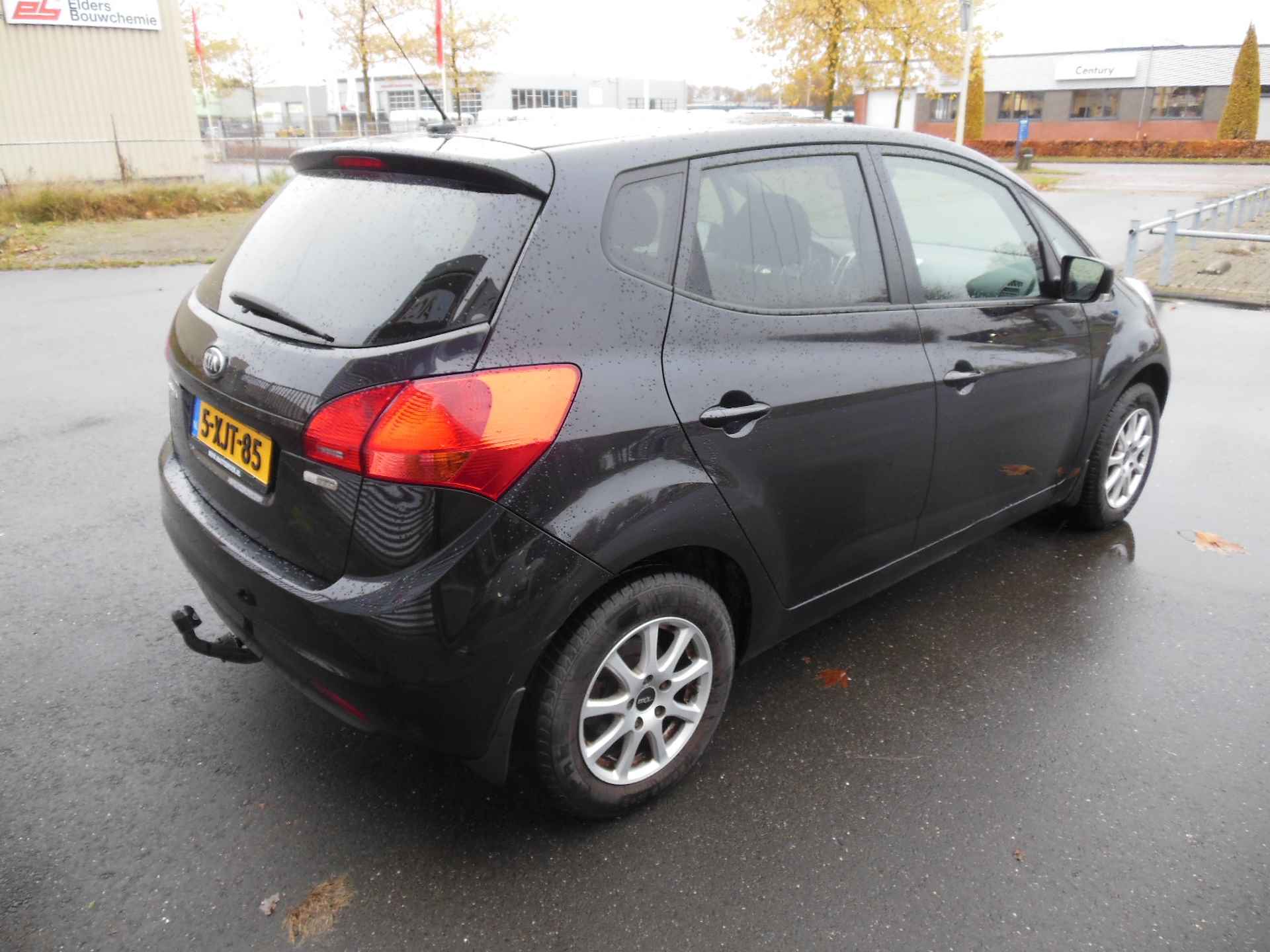 Kia Venga 1.6 CVVT ExecutiveLine Staat in Hoogeveen - 4/19