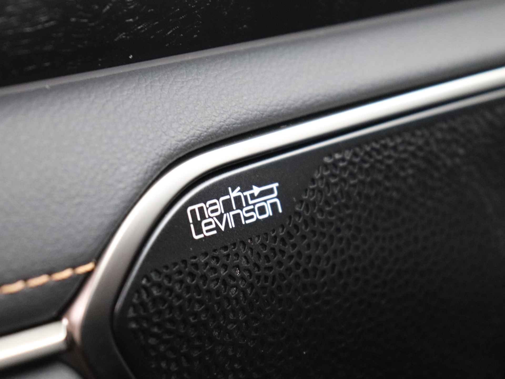 Lexus ES 300h Executive Line | Mark Levinson | Stoelverwarming en -ventilatie | Head-up Display | - 9/64