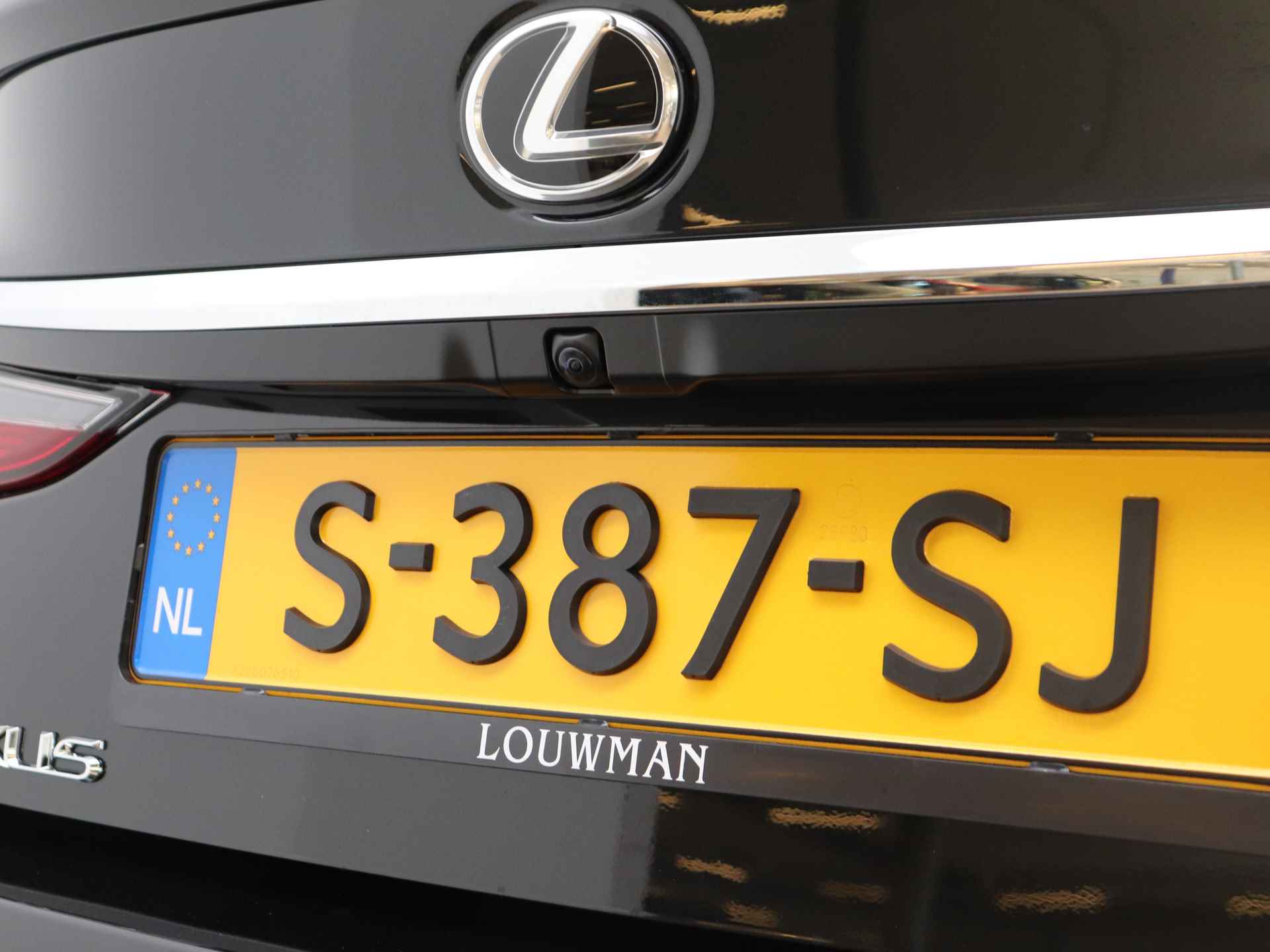 Lexus ES 300h Executive Line | Mark Levinson | Stoelverwarming en -ventilatie | Head-up Display | - 26/64