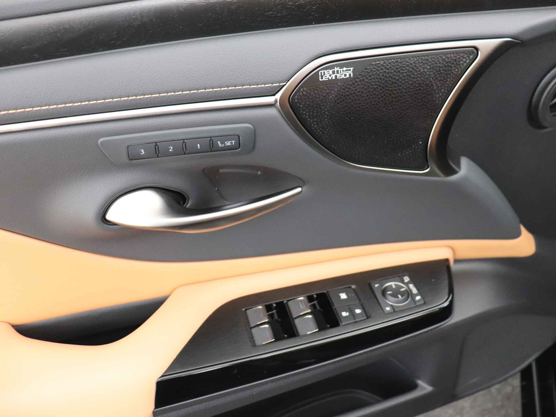 Lexus ES 300h Executive Line | Mark Levinson | Stoelverwarming en -ventilatie | Head-up Display | - 42/64
