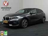 BMW 1-serie 118i High Executive Edition | Navigatie | Trekhaak | CarPlay