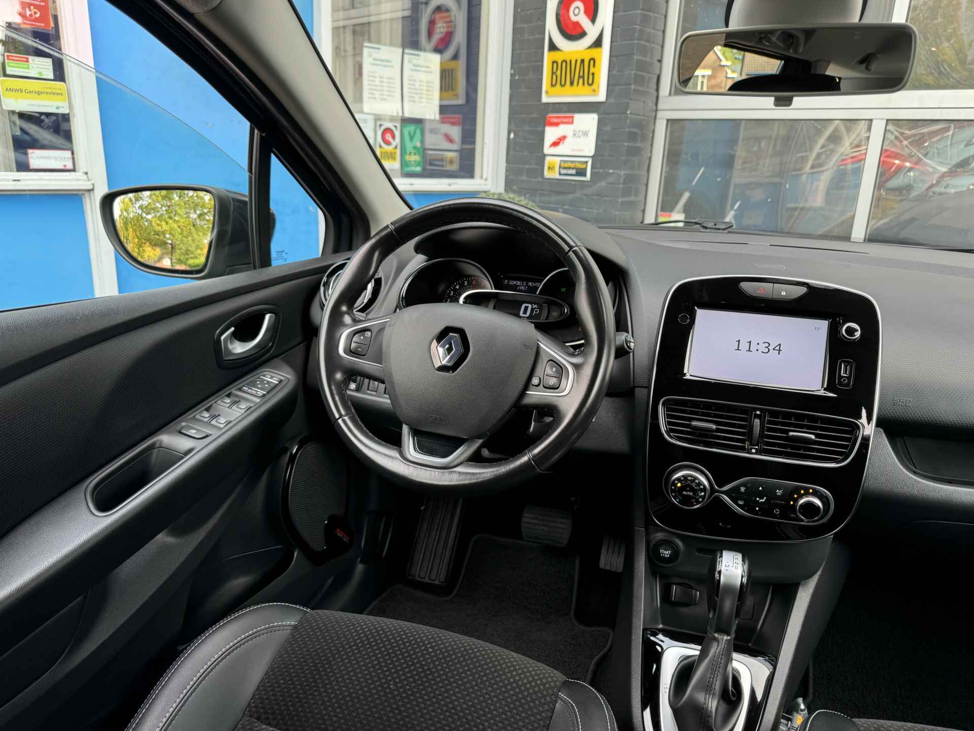 Renault Clio Estate 1.2 TCe Intens | Cruise Control | Navigatie | LED | Airco | Rijklaar + 12 Maand BOVAG Garantie - 9/41