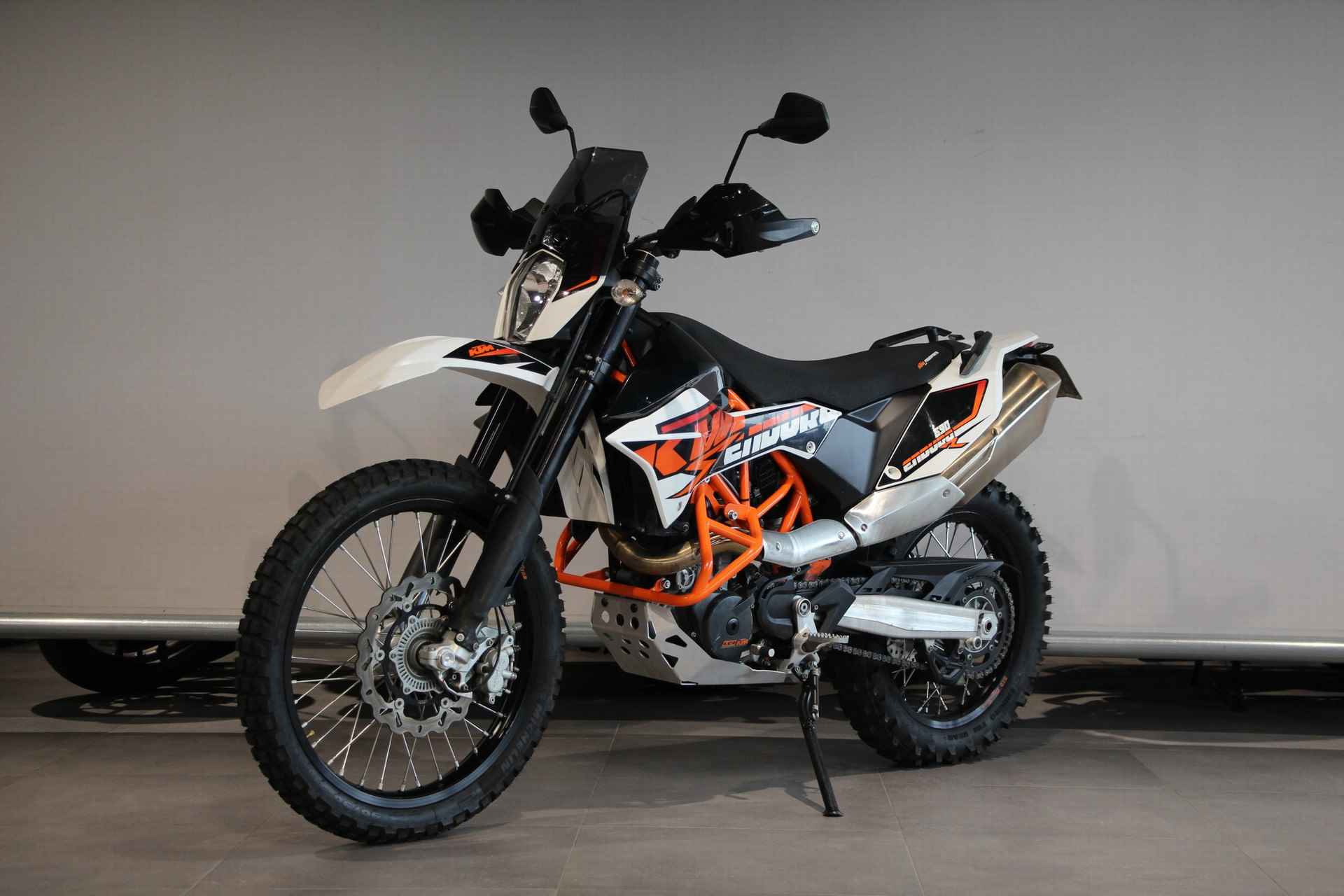 KTM 690 ENDURO R - 4/13