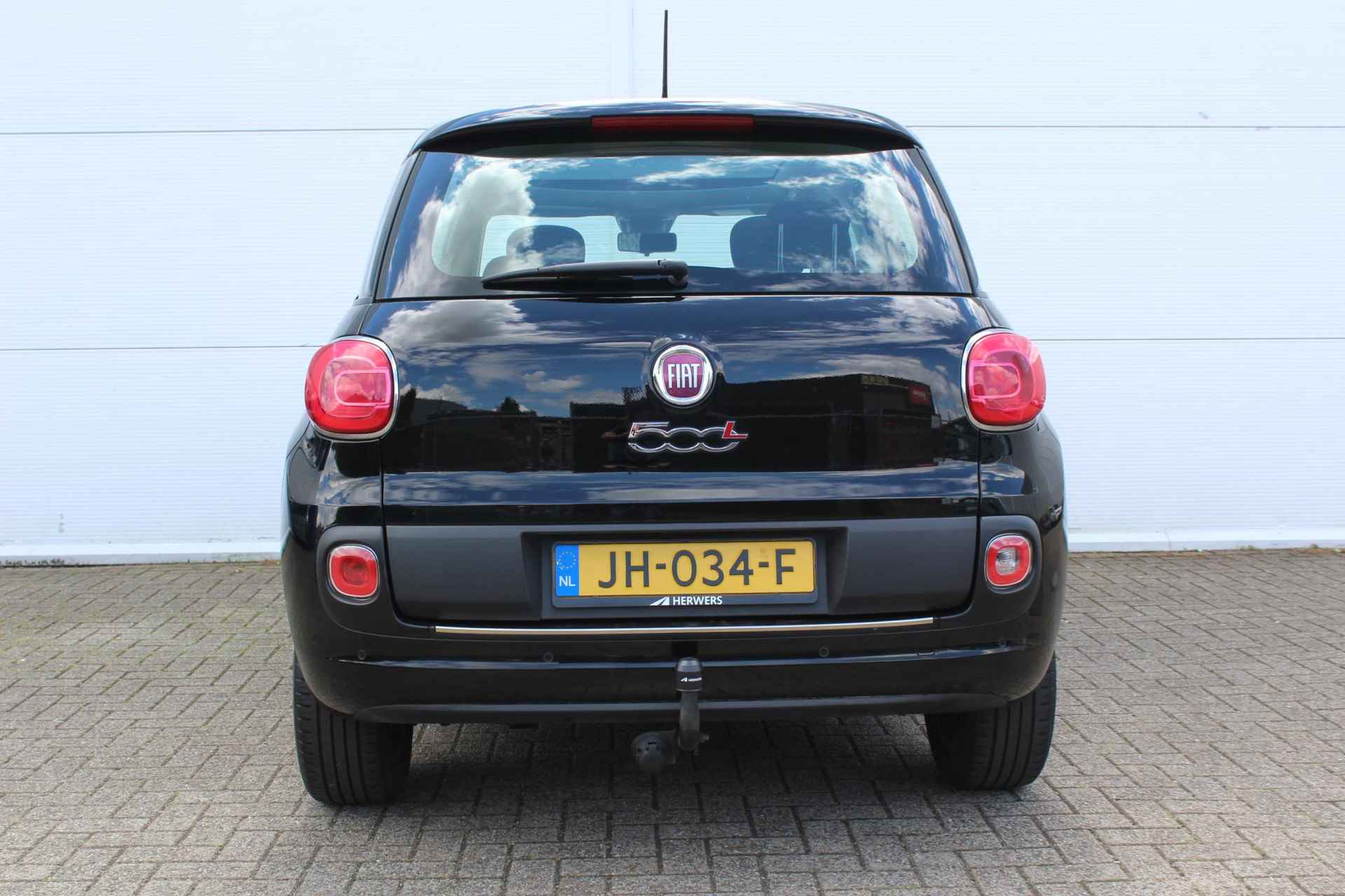 Fiat 500 L 1.4-T-Jet Lounge / Navigatie / Cruise Control / Climate Control / Trekhaak (1000 KG) / Stoelverwarming Voor / - 39/41