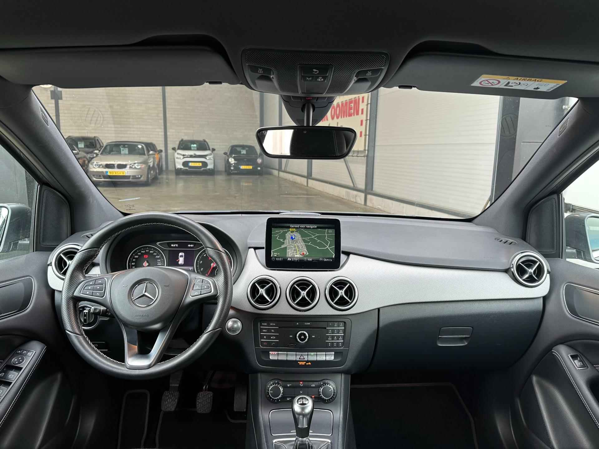 Mercedes-Benz B-klasse 180 + Navigatie | Trekhaak | Bluetooth | Cruise | Stoelverwarming | PDC | Rijklaarprijs - 11/27