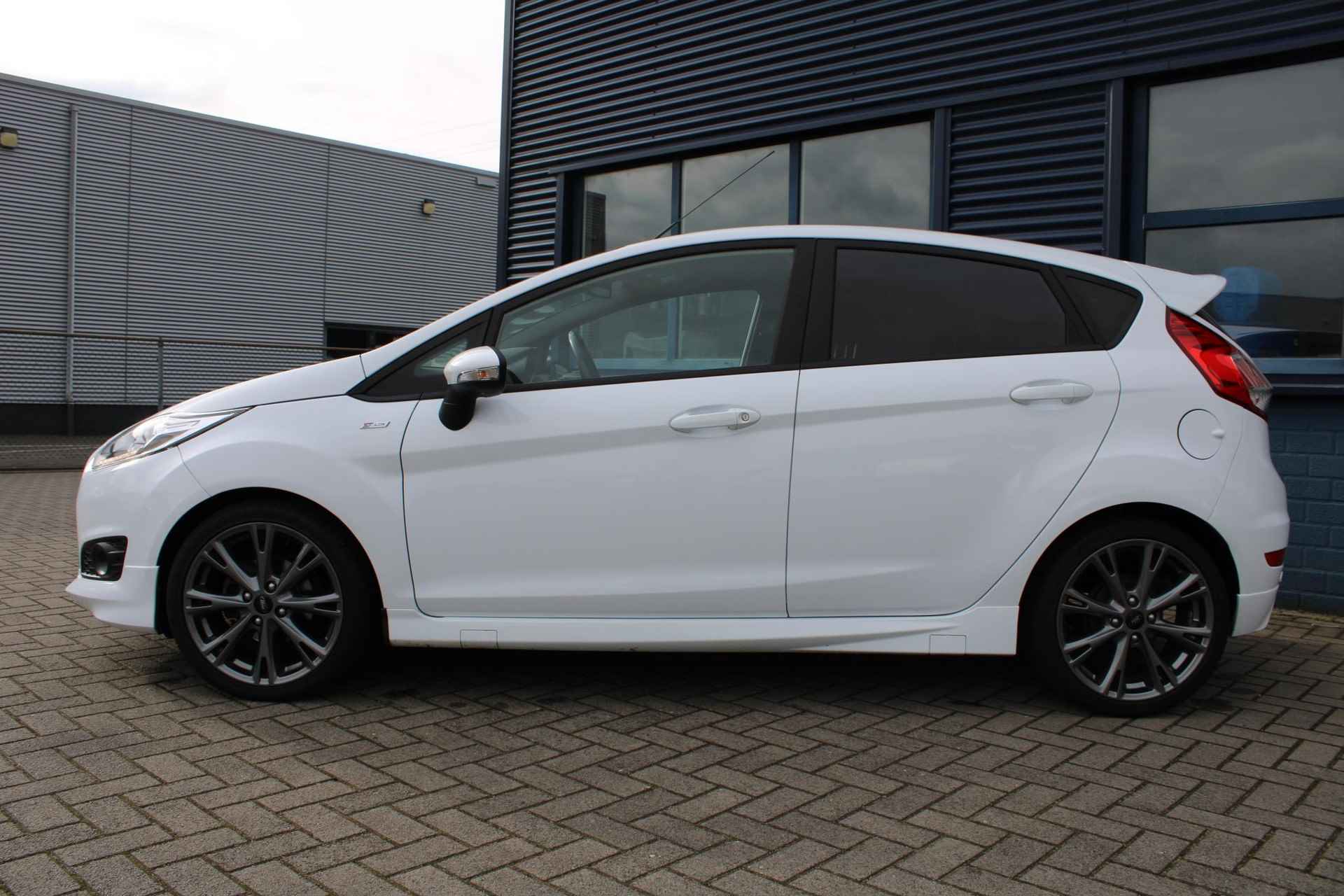 Ford Fiesta 1.0 EcoBoost ST Line - 2/31