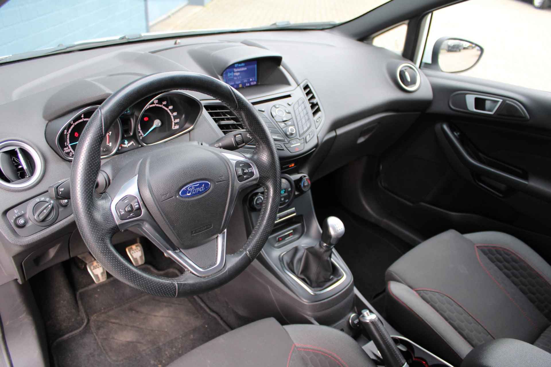 Ford Fiesta 1.0 EcoBoost ST Line - 6/31