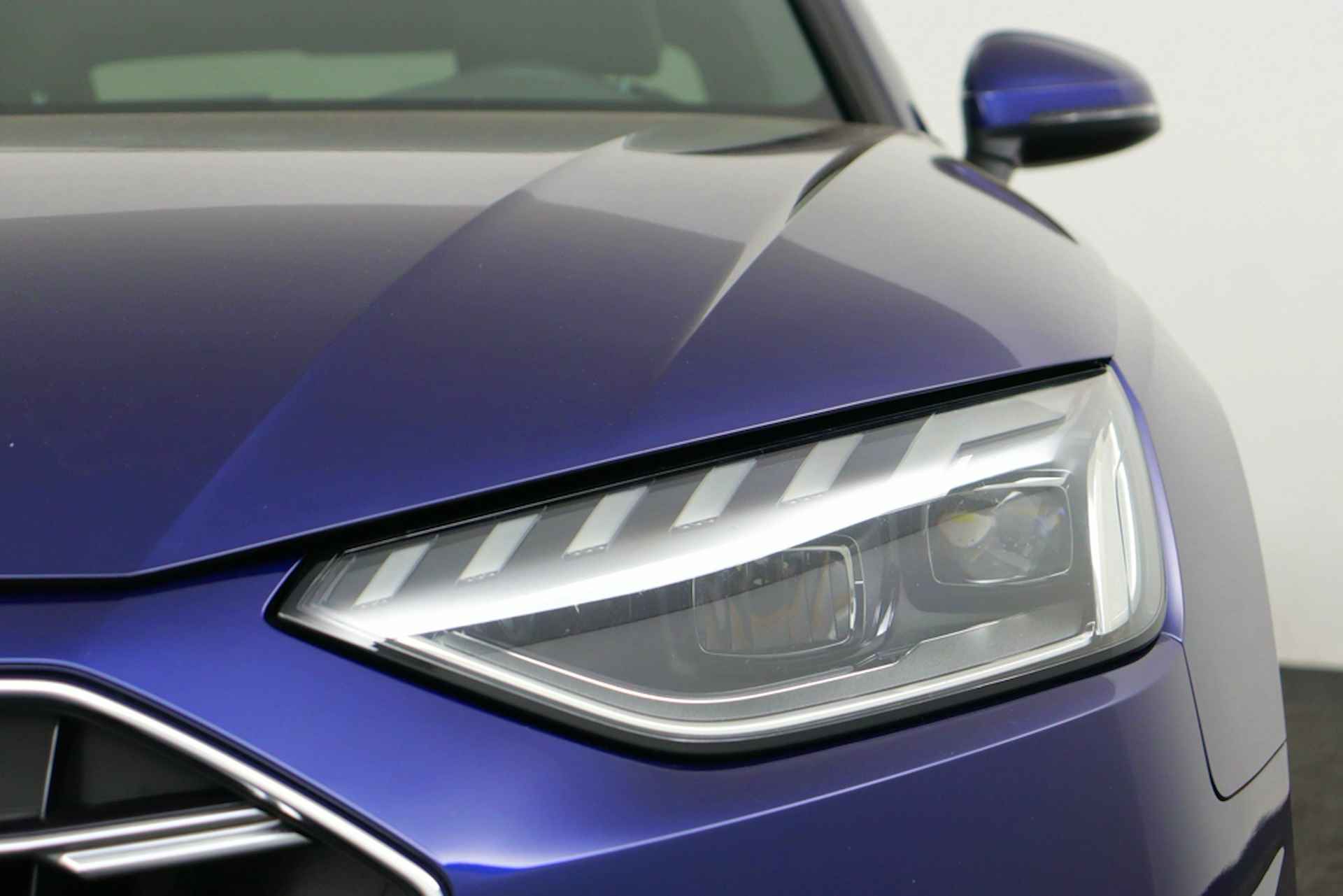 Audi A4 Limousine TFSI 150 PK S-LINE Launch Edition Sport - Navarra Blue - 12 MND BOVAG GARANTIE | Virtual | PDC Camera | LED Plus | Leer | NAVI | Adap.Cruise --RIJKLAAR ZONDER MEERPRIJS - 23/40