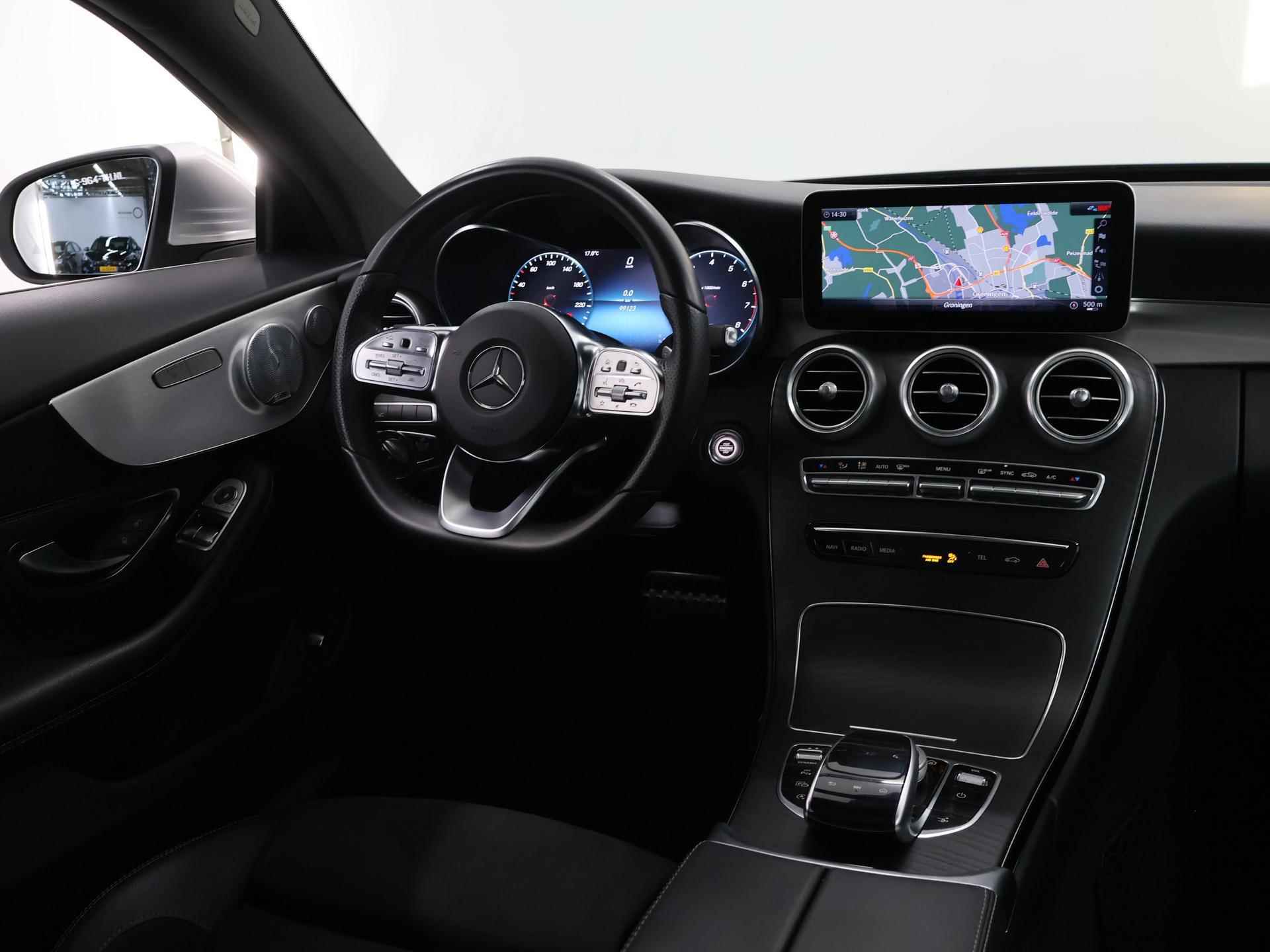 Mercedes-Benz C-klasse Coupé 200 Premium Plus Pack | HUD | Distronic | Burmester | Ele.verstelbare stoelen + Geheugen | Interieur verlichting | Panoramadak | Navigatie | Apple CarPlay |  Multibeam | - 11/45