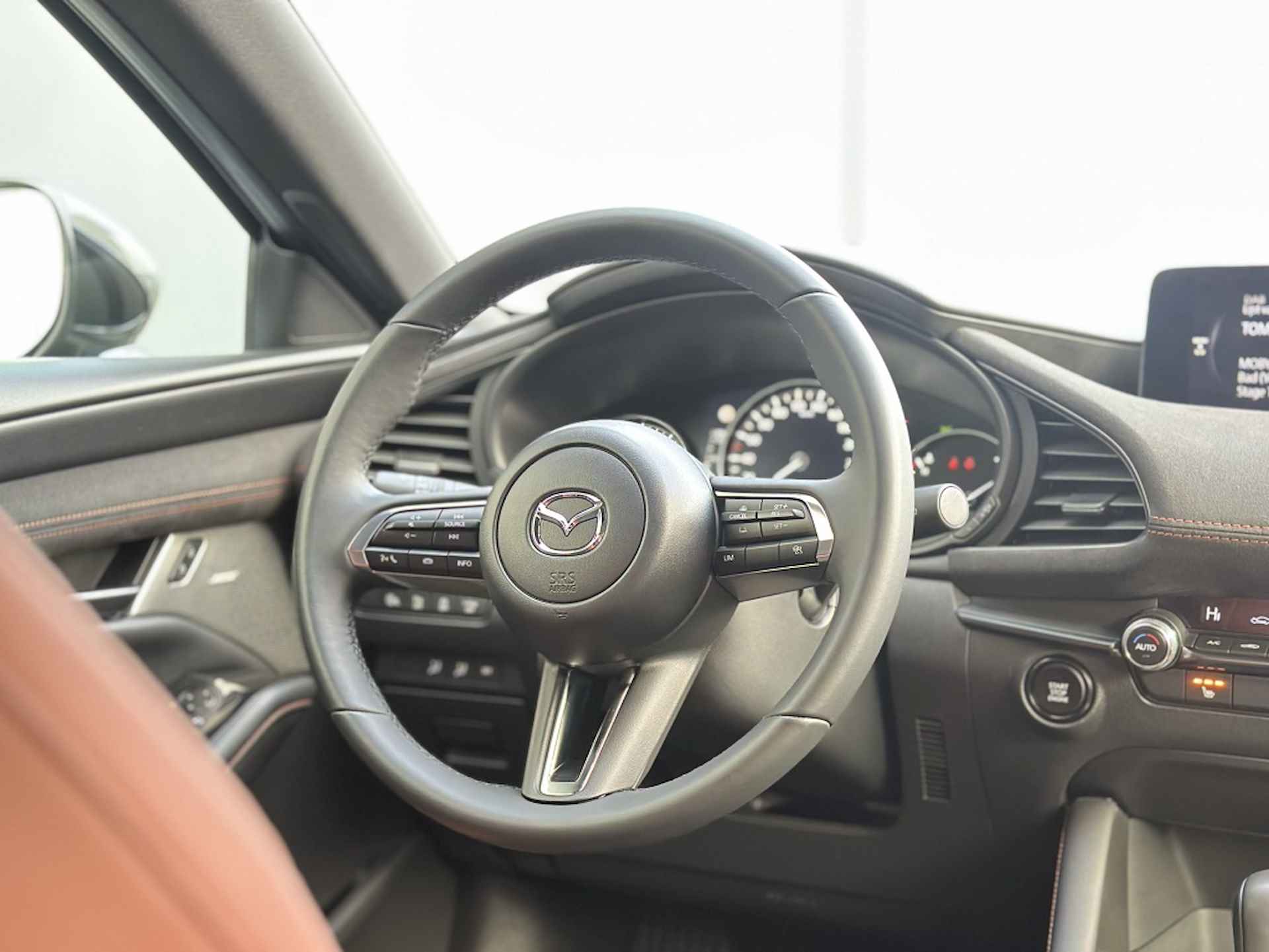 Mazda 3 2.0 e-SkyActiv-G 150PK Nagisa Automaat / * DEMO * - 14/34