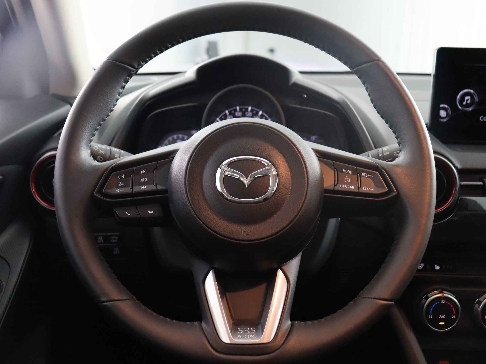 Mazda 2 1.5 SkyActiv-G 90 Homura (Camera / Cruise / Carplay / Stoel- Stuurverw. / Blindspot) - 11/39