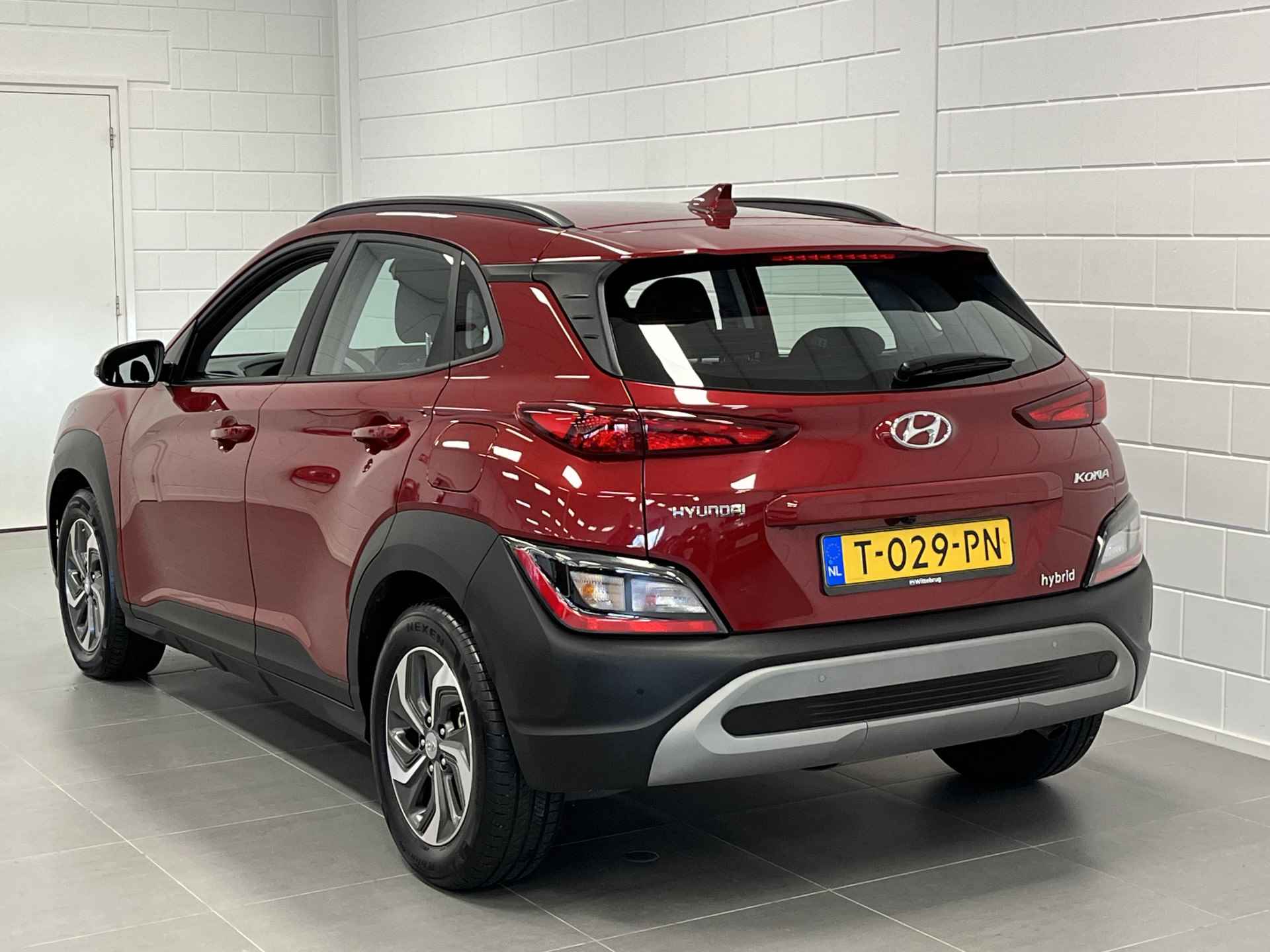 Hyundai KONA 1.6 GDI HEV Comfort Smart NAVIGATIE | PARKEERCAMERA | CLIMATE CONTROL | HOGE INSTAP! - 11/35